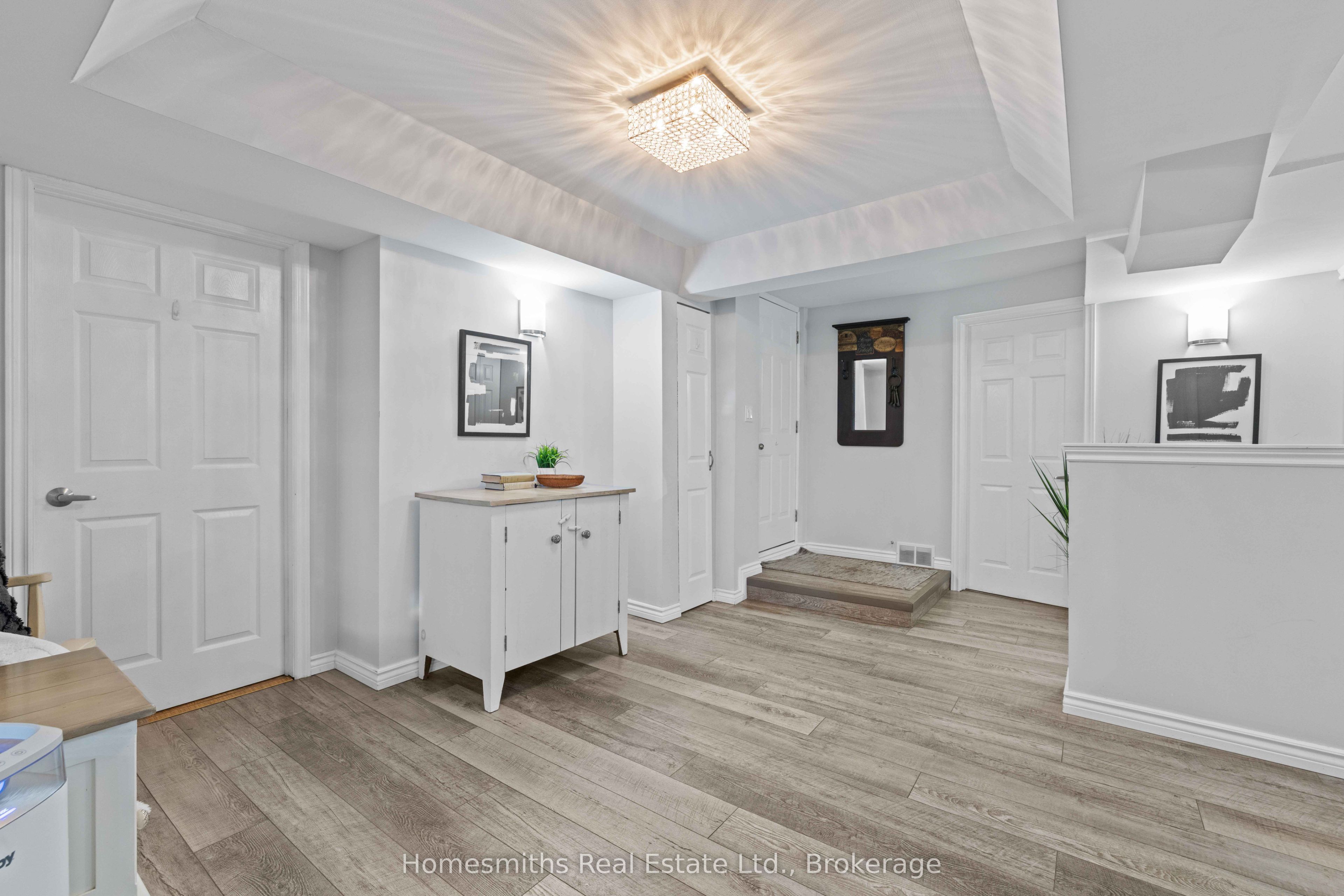 461 King Avenue E Property Photo 21