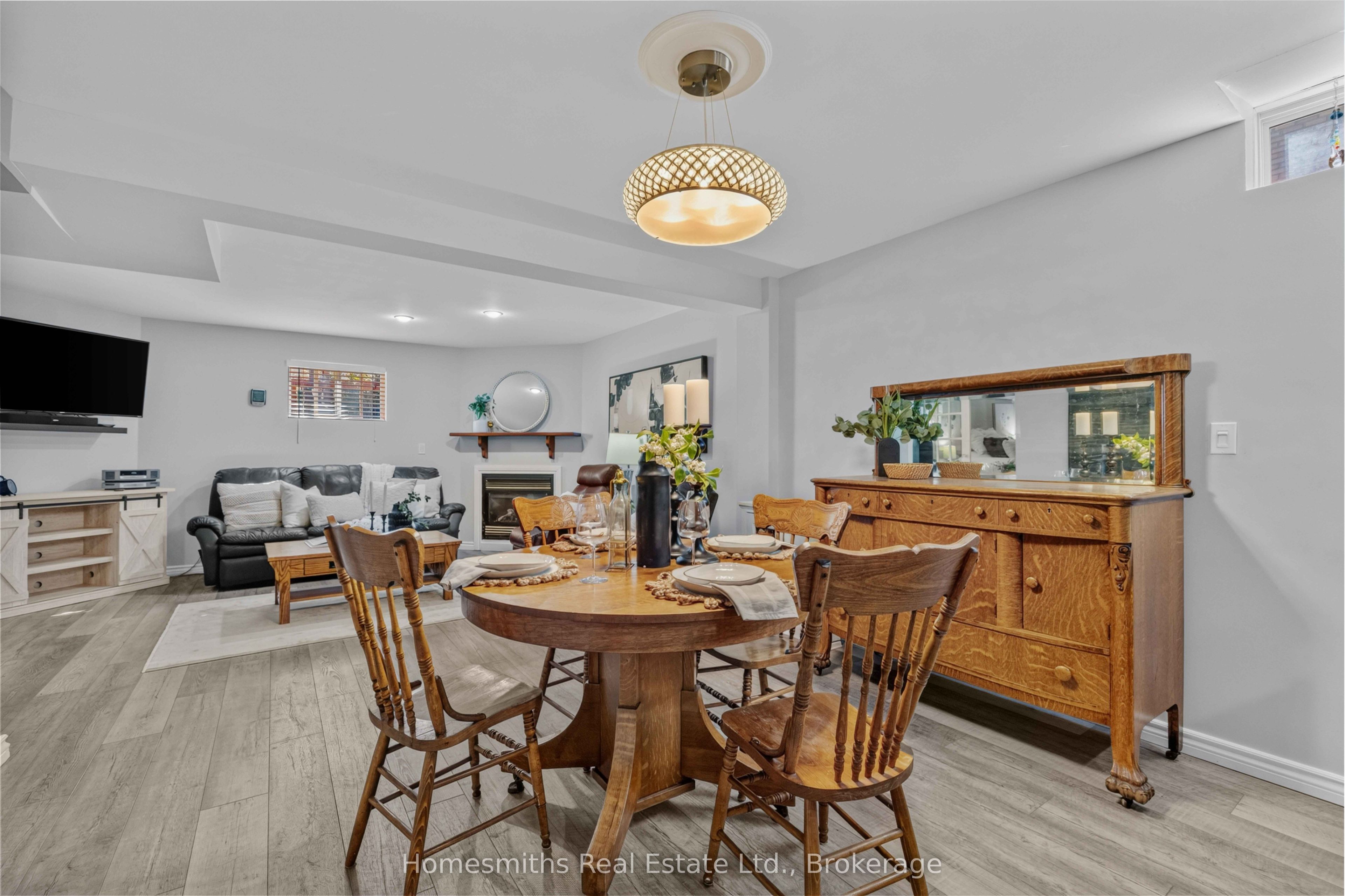 461 King Avenue E Property Photo 23