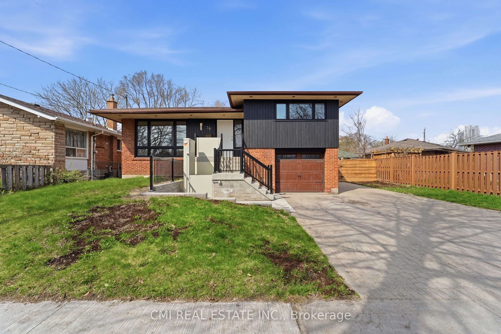 39 Earlton Road Property Photo 1