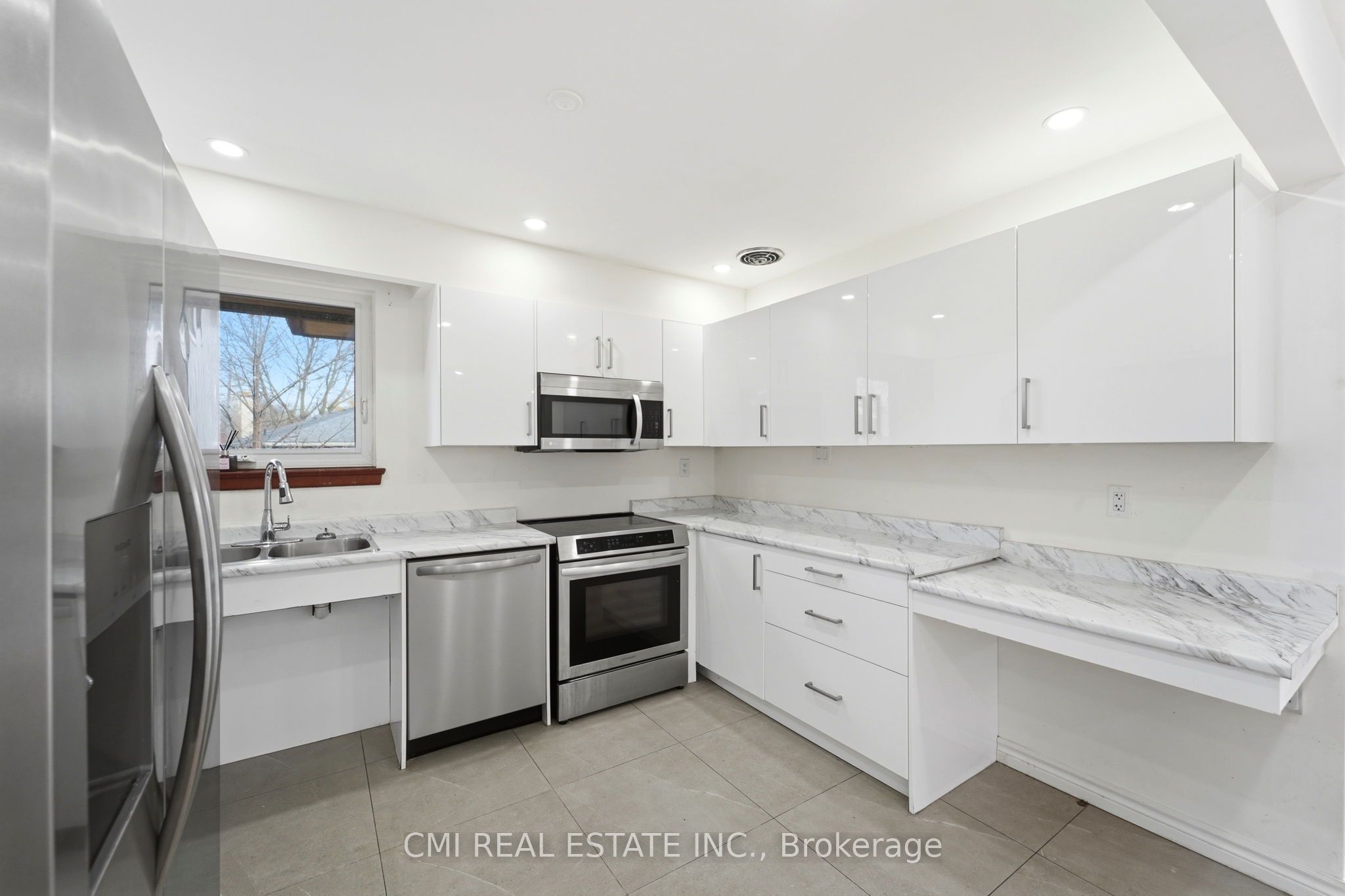 39 Earlton Road Property Photo 11