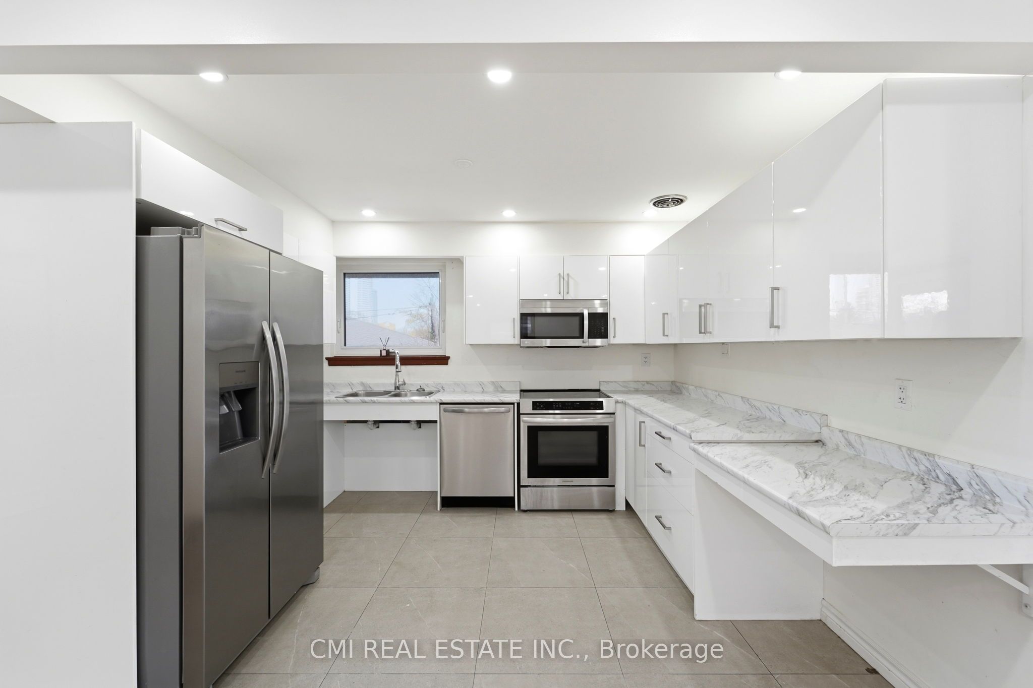 39 Earlton Road Property Photo 12