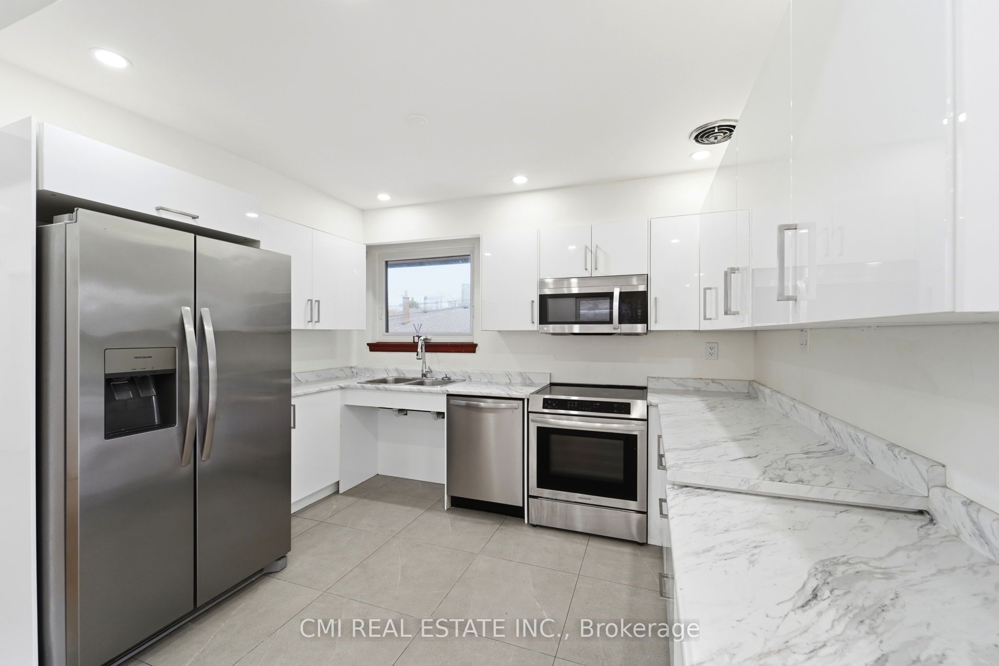 39 Earlton Road Property Photo 13