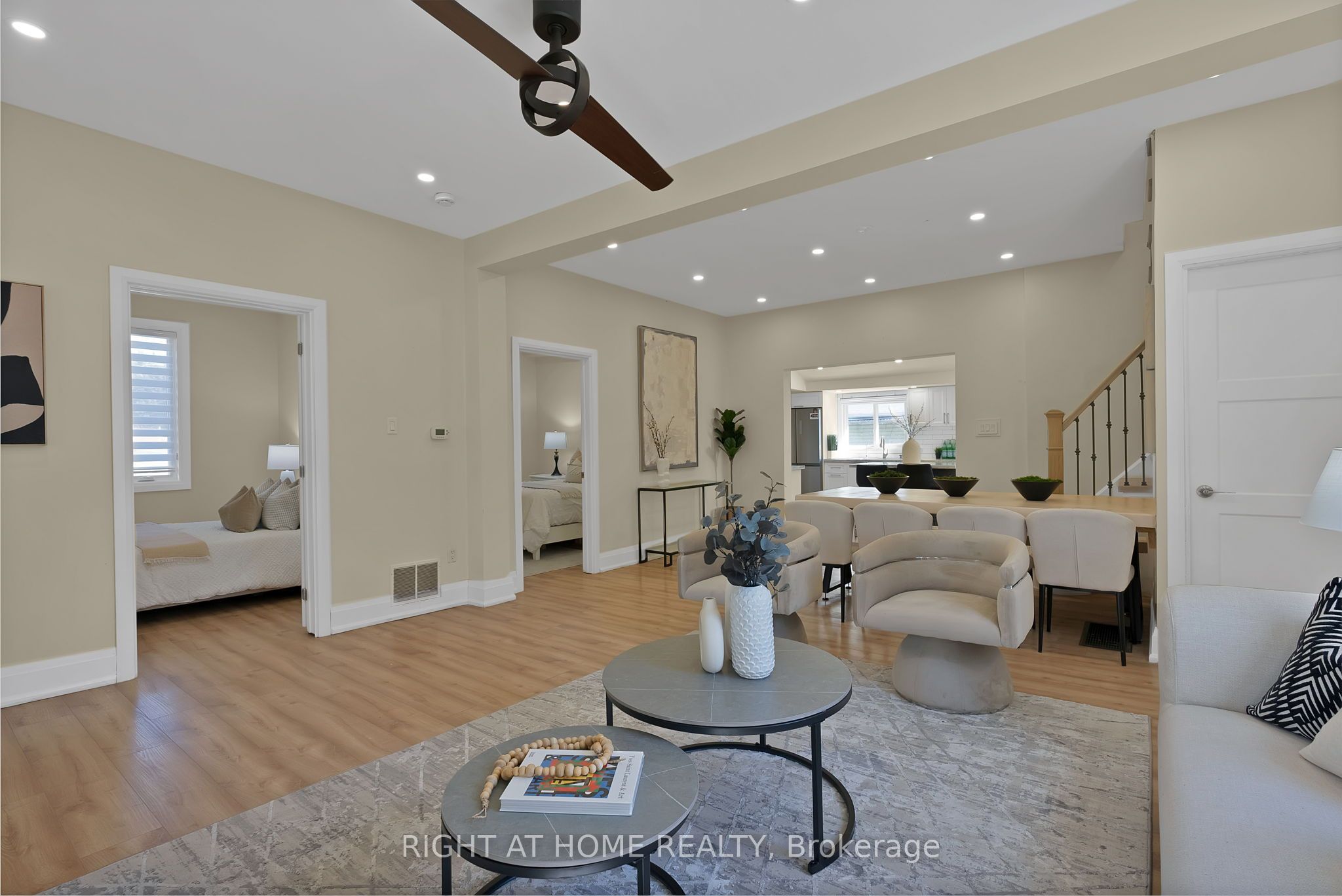 9495 Baldwin Street N Property Photo 8