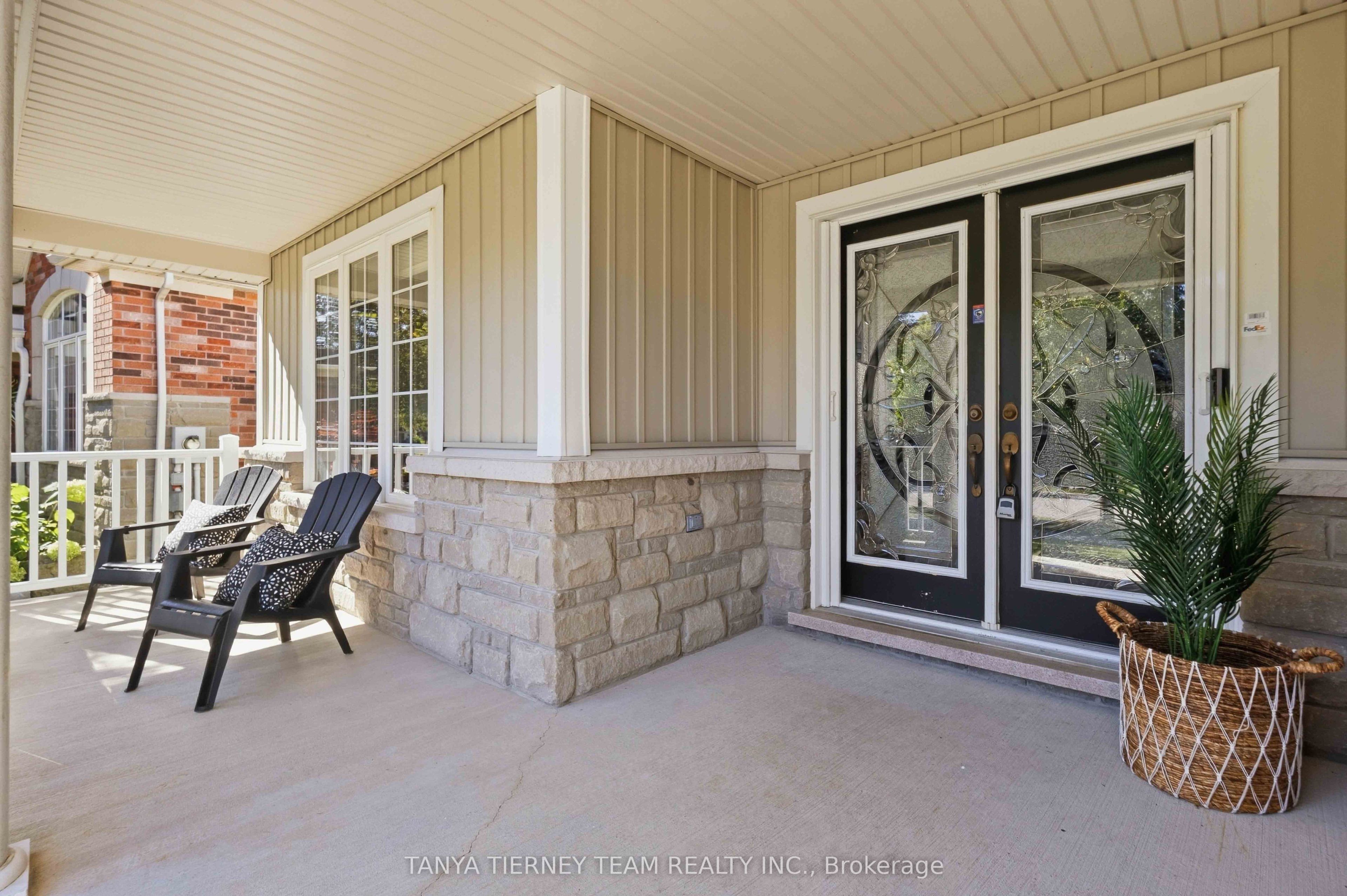 4 Branthaven Court Property Photo 4