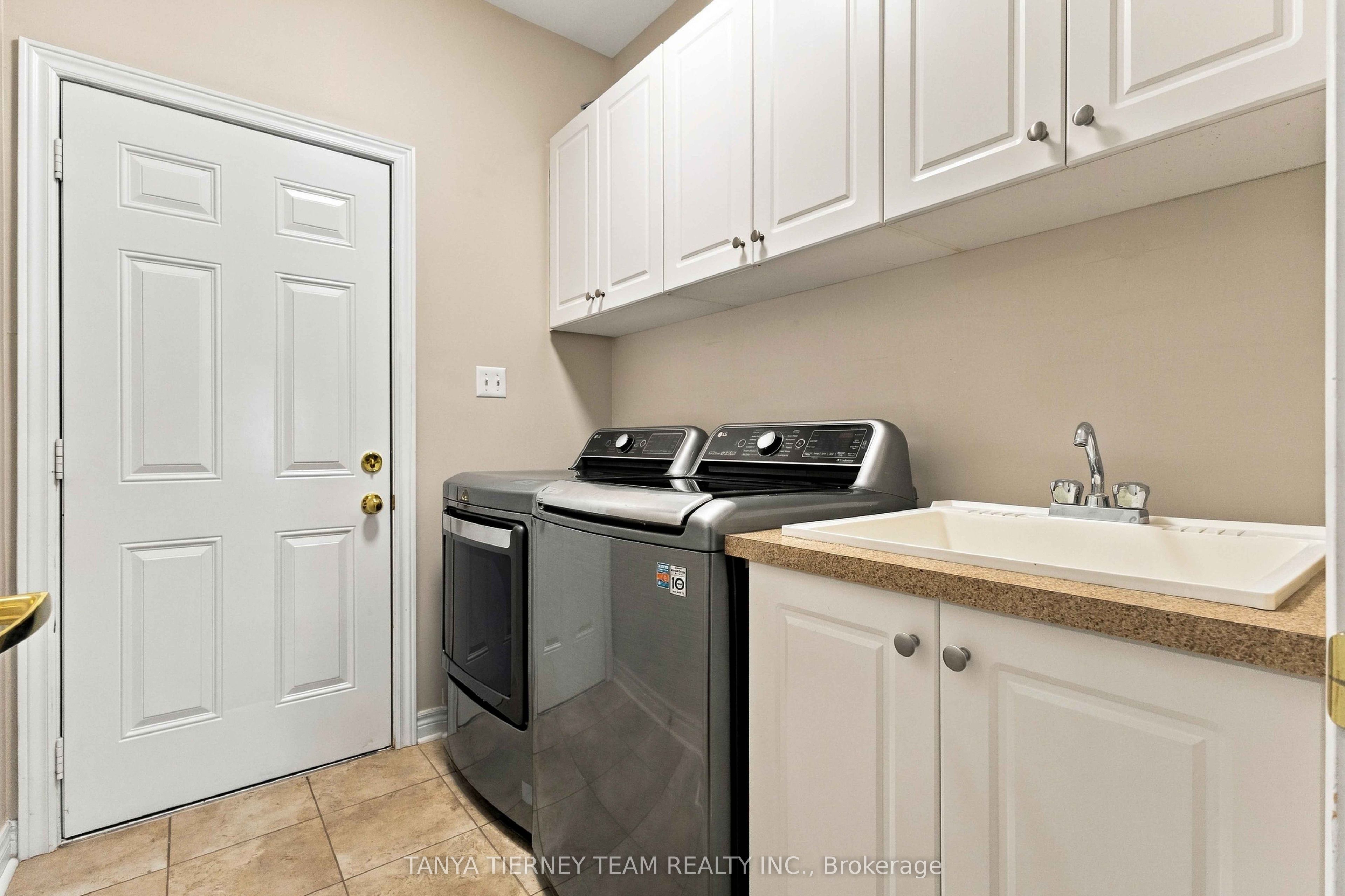 4 Branthaven Court Property Photo 23