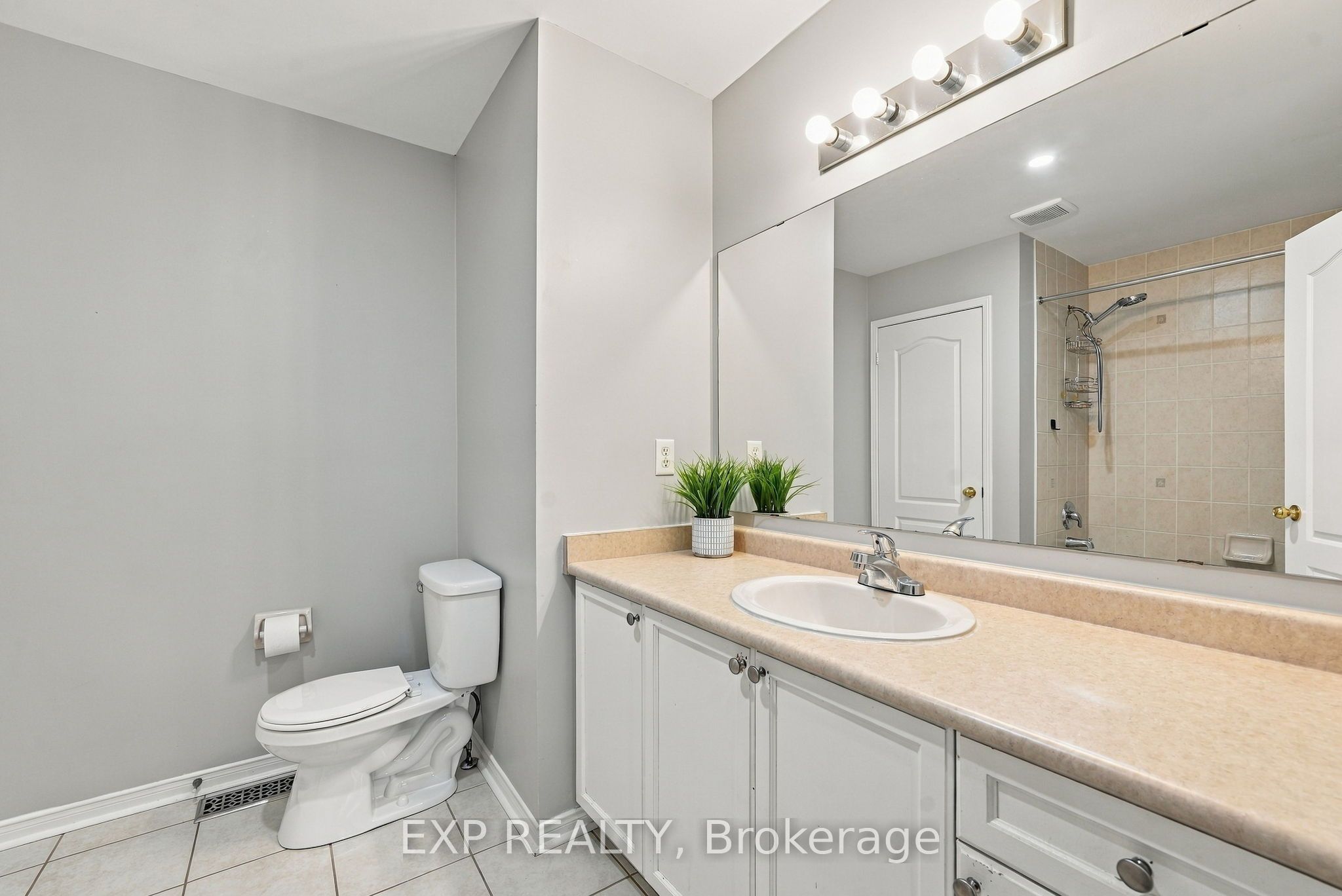 48 Thackery Drive Property Photo 20
