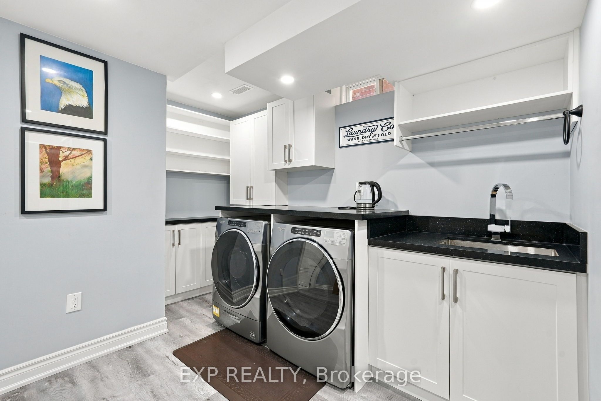 48 Thackery Drive Property Photo 31
