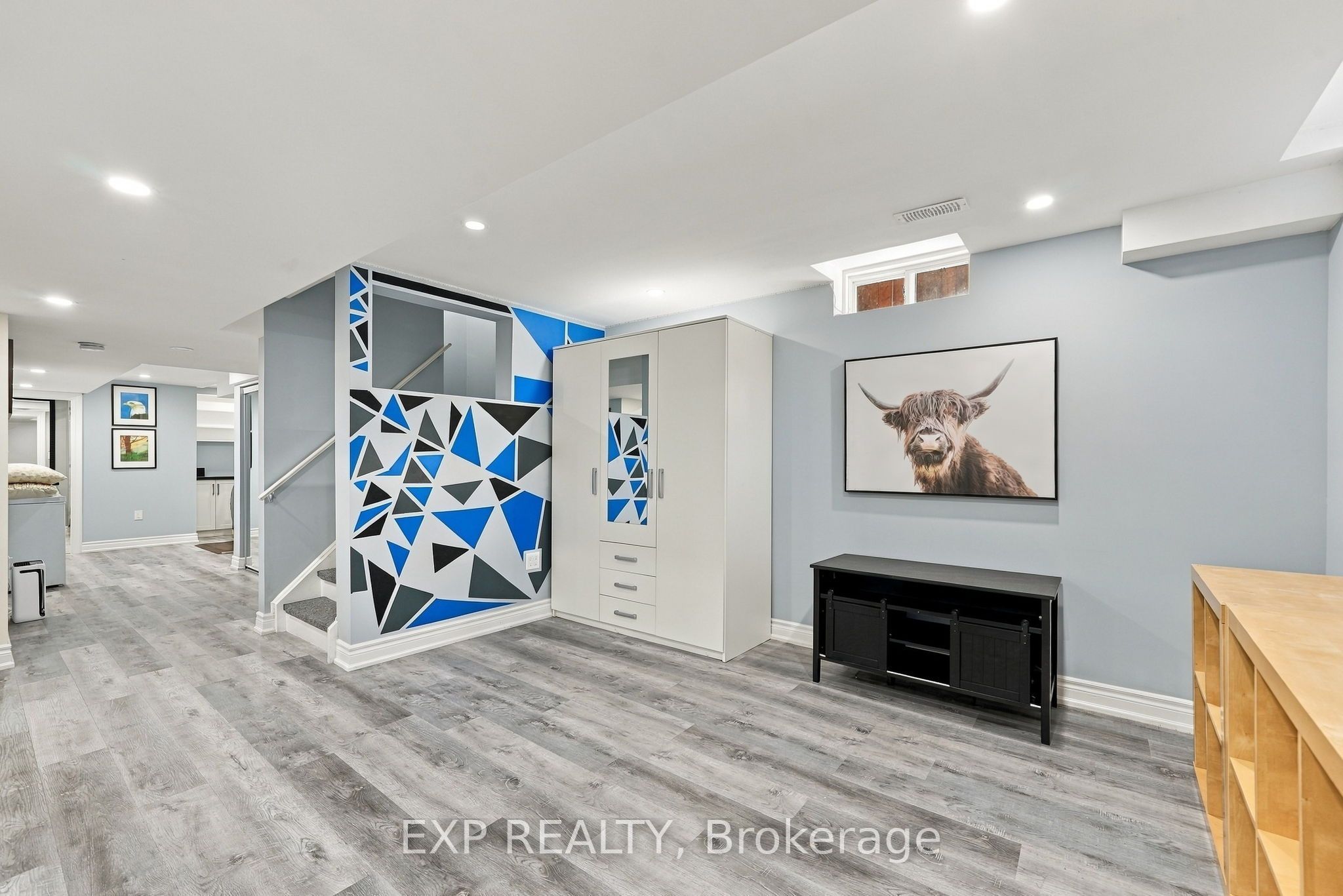 48 Thackery Drive Property Photo 33