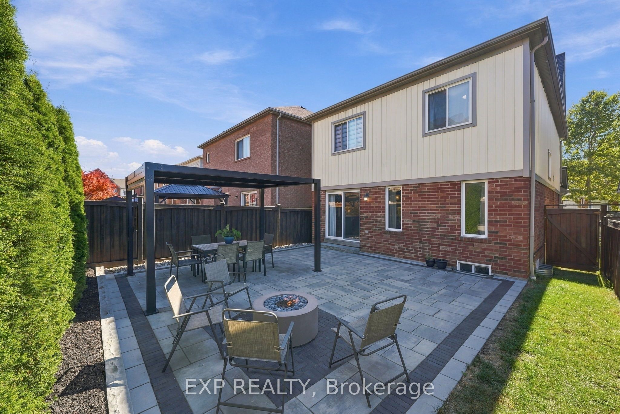 48 Thackery Drive Property Photo 42