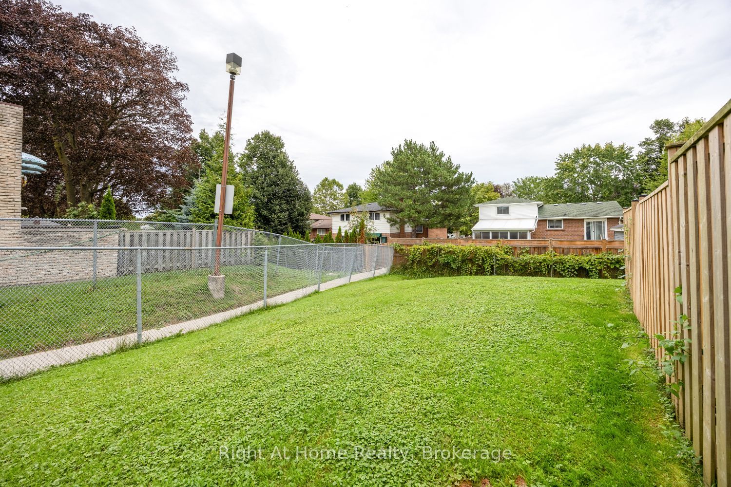 10 Newing Court Property Photo 9
