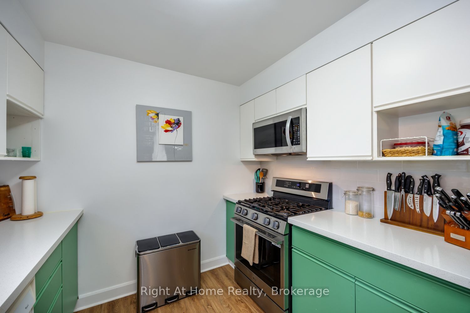 10 Newing Court Property Photo 12