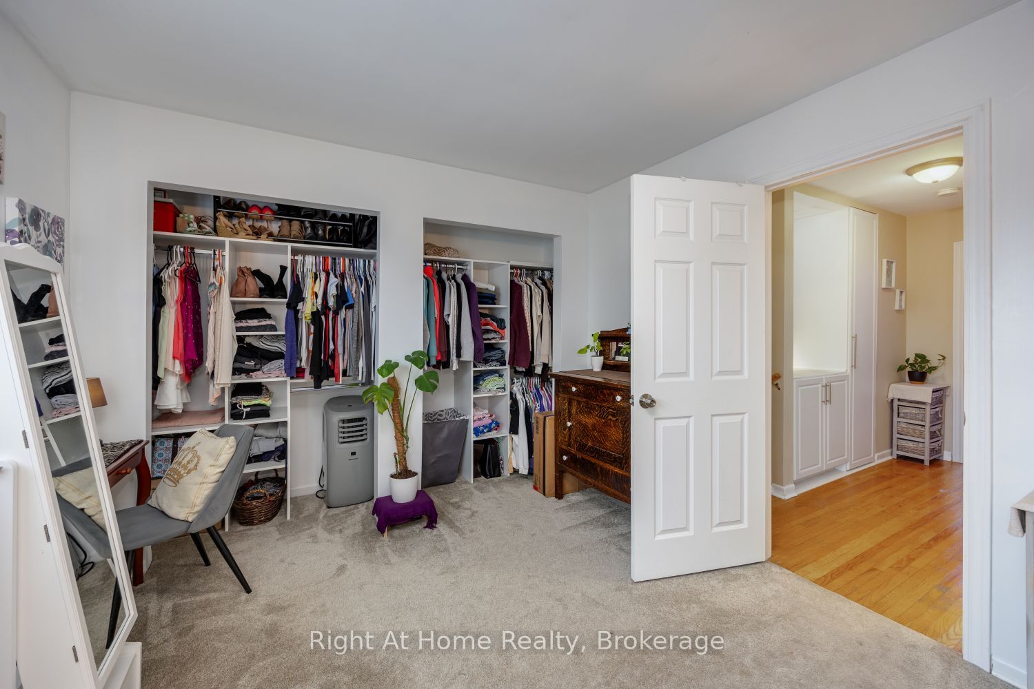 10 Newing Court Property Photo 25