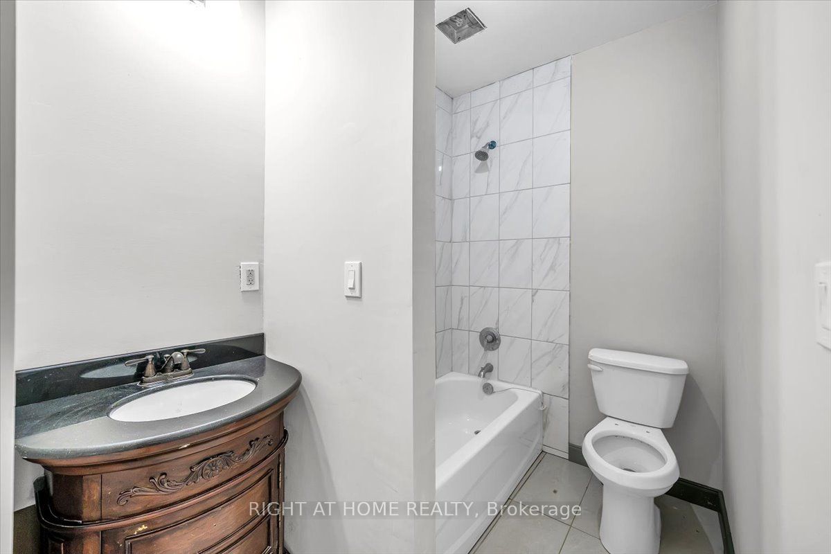1320 King Street Property Photo 50