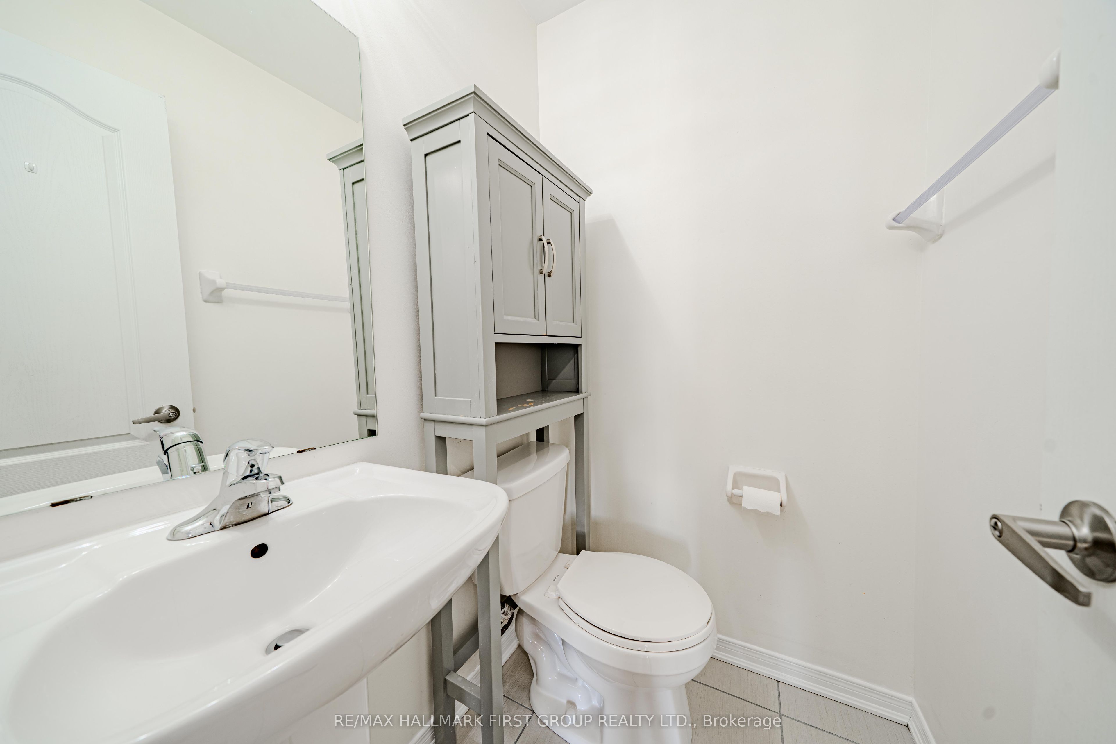 1393 Salem Road N Property Photo 21