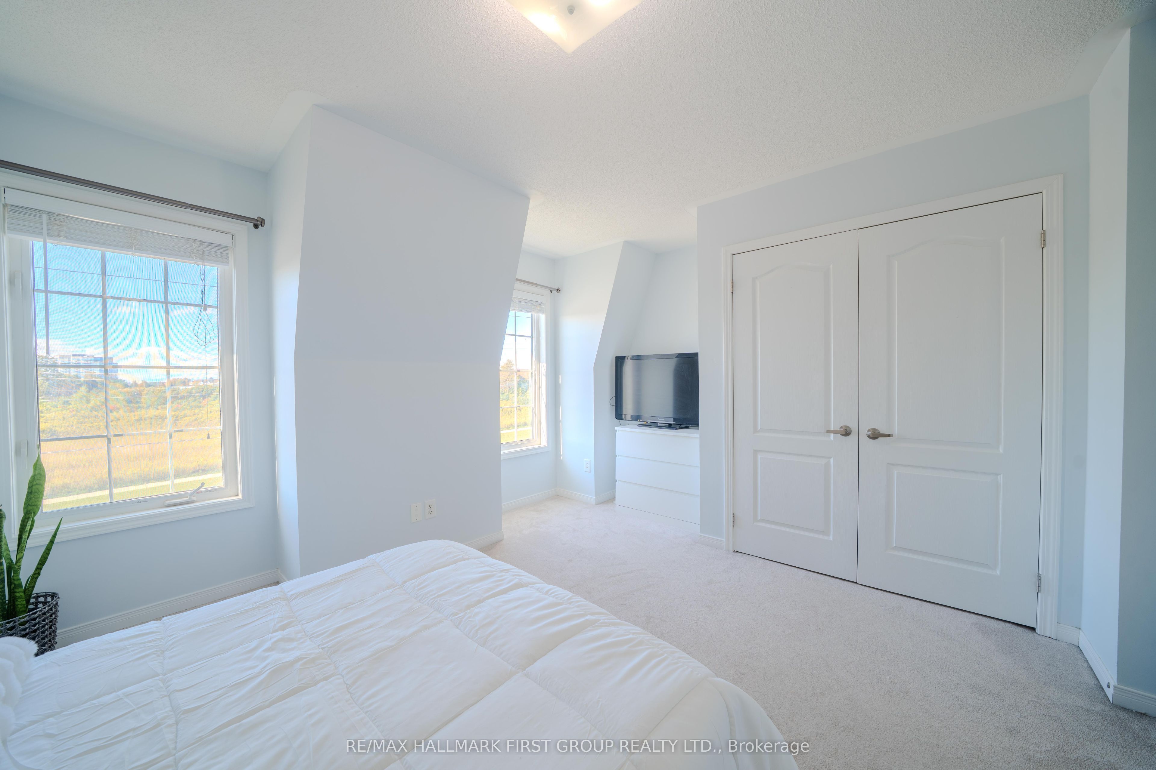 1393 Salem Road N Property Photo 29