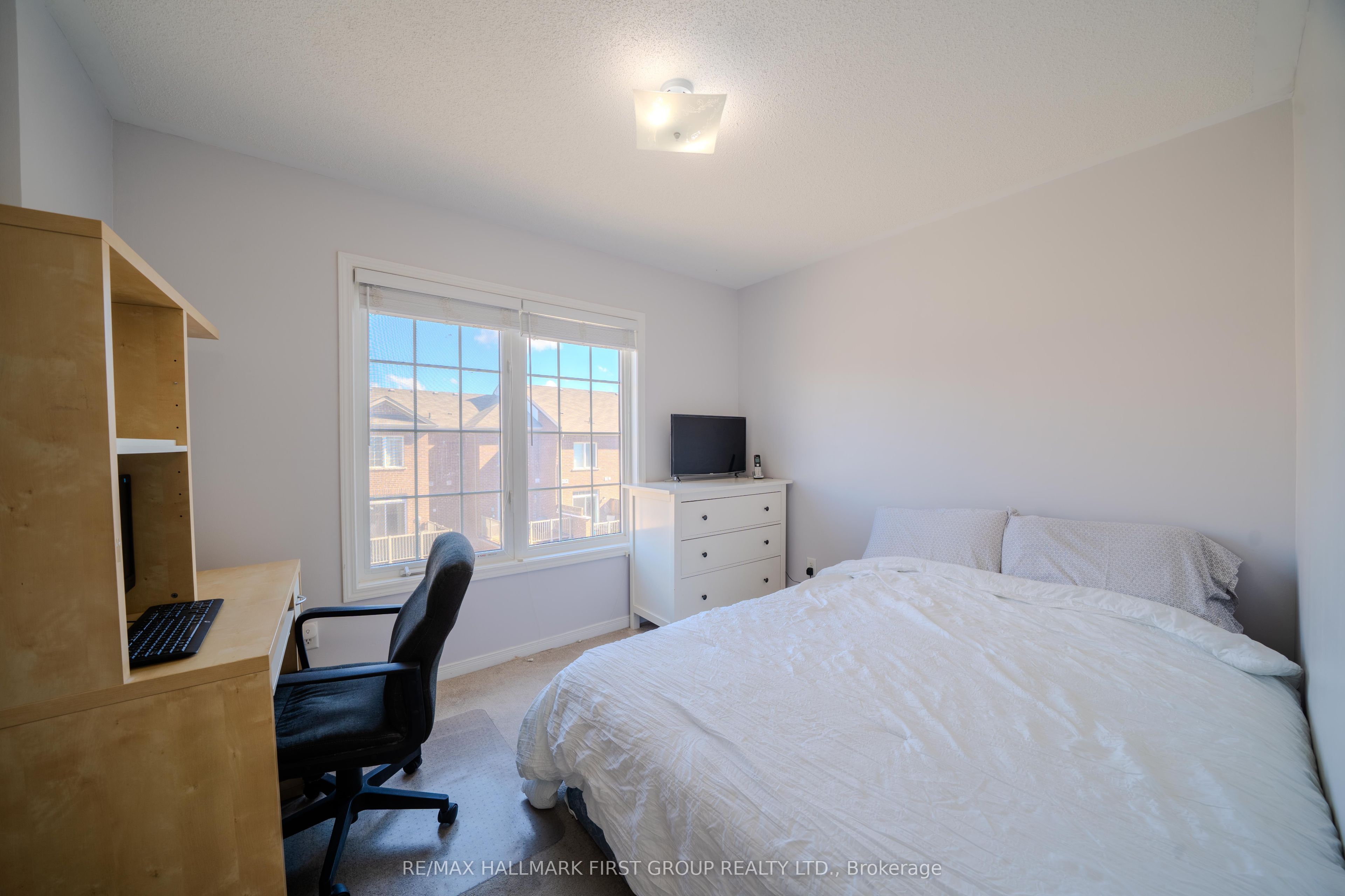 1393 Salem Road N Property Photo 34