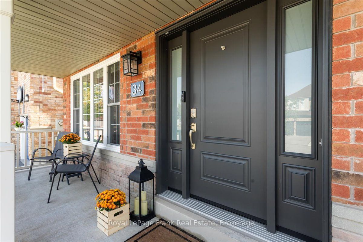 34 Freer Crescent Property Photo 2