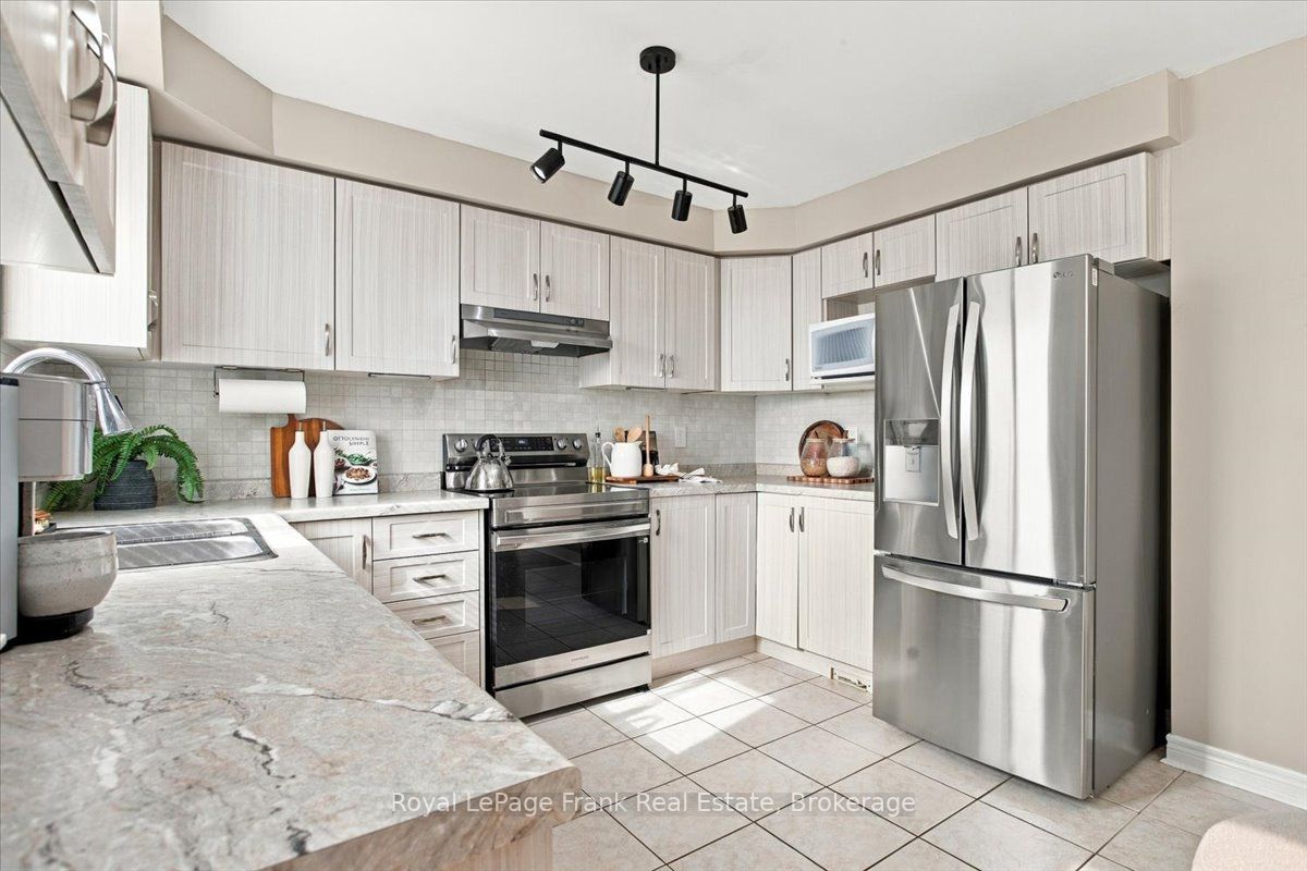 34 Freer Crescent Property Photo 10