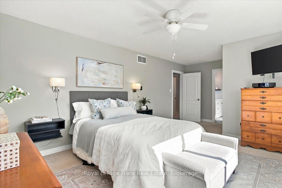 34 Freer Crescent Property Photo 16