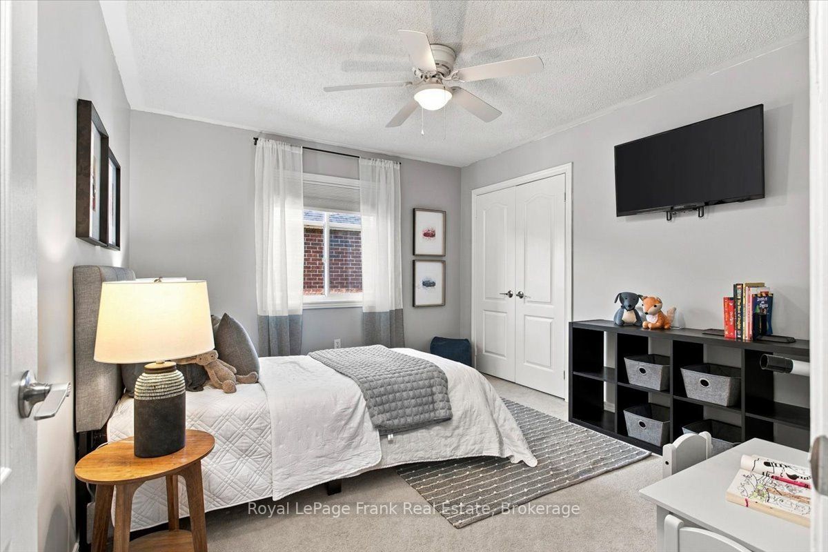 34 Freer Crescent Property Photo 21