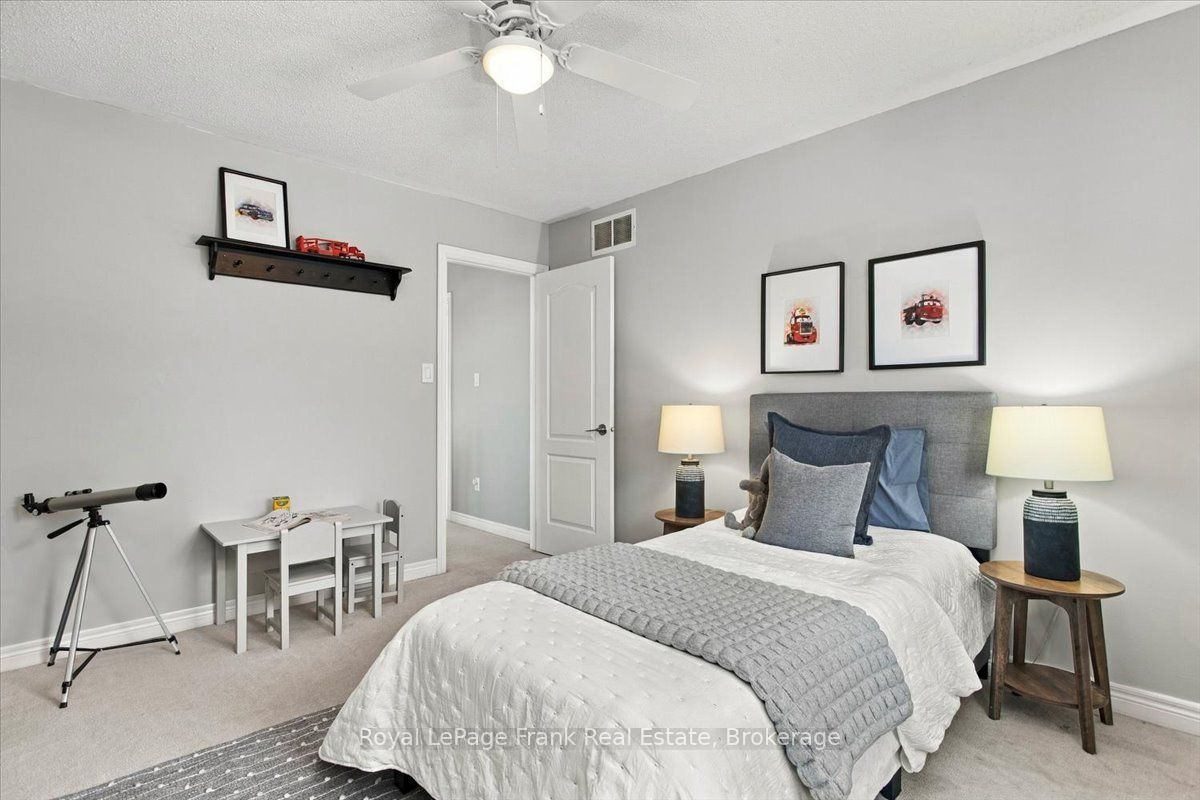 34 Freer Crescent Property Photo 22