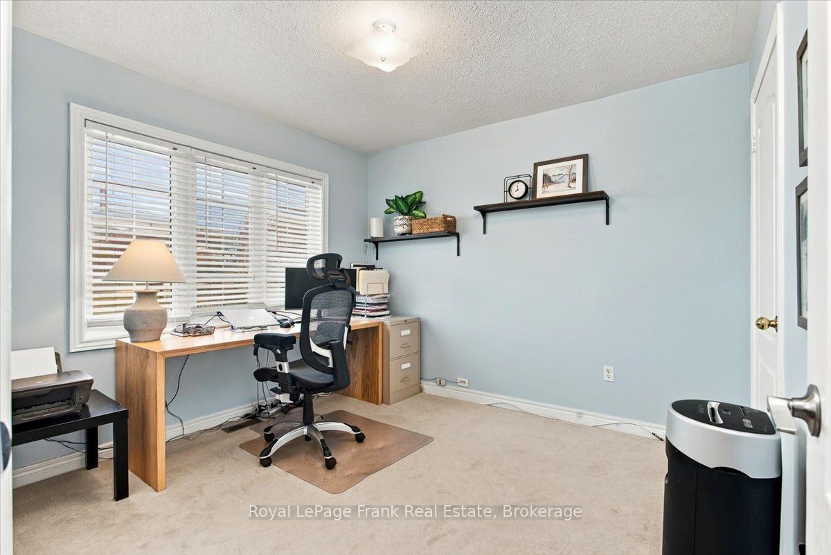 34 Freer Crescent Property Photo 24