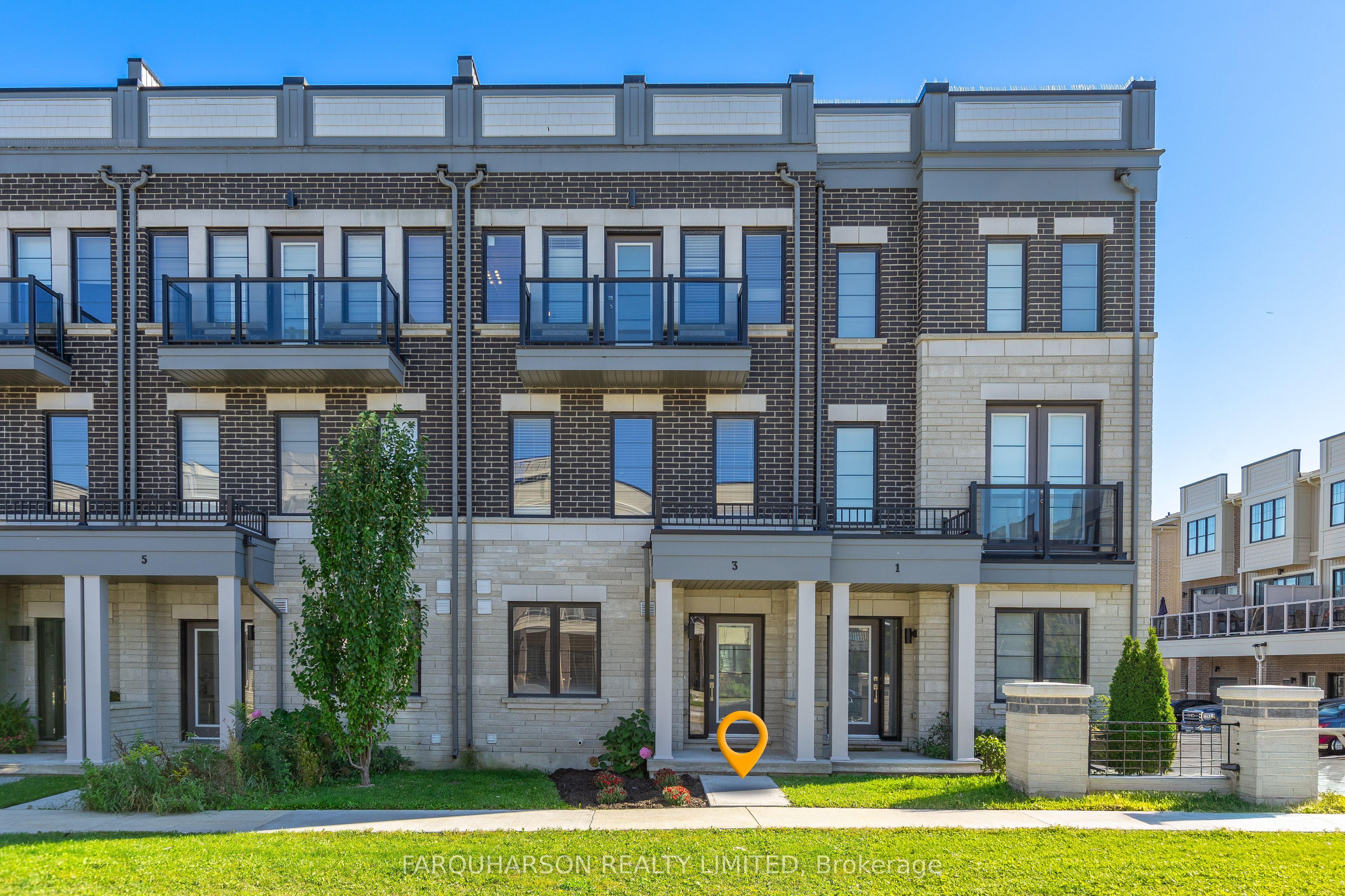 3 Clarington Boulevard Property Photo 1