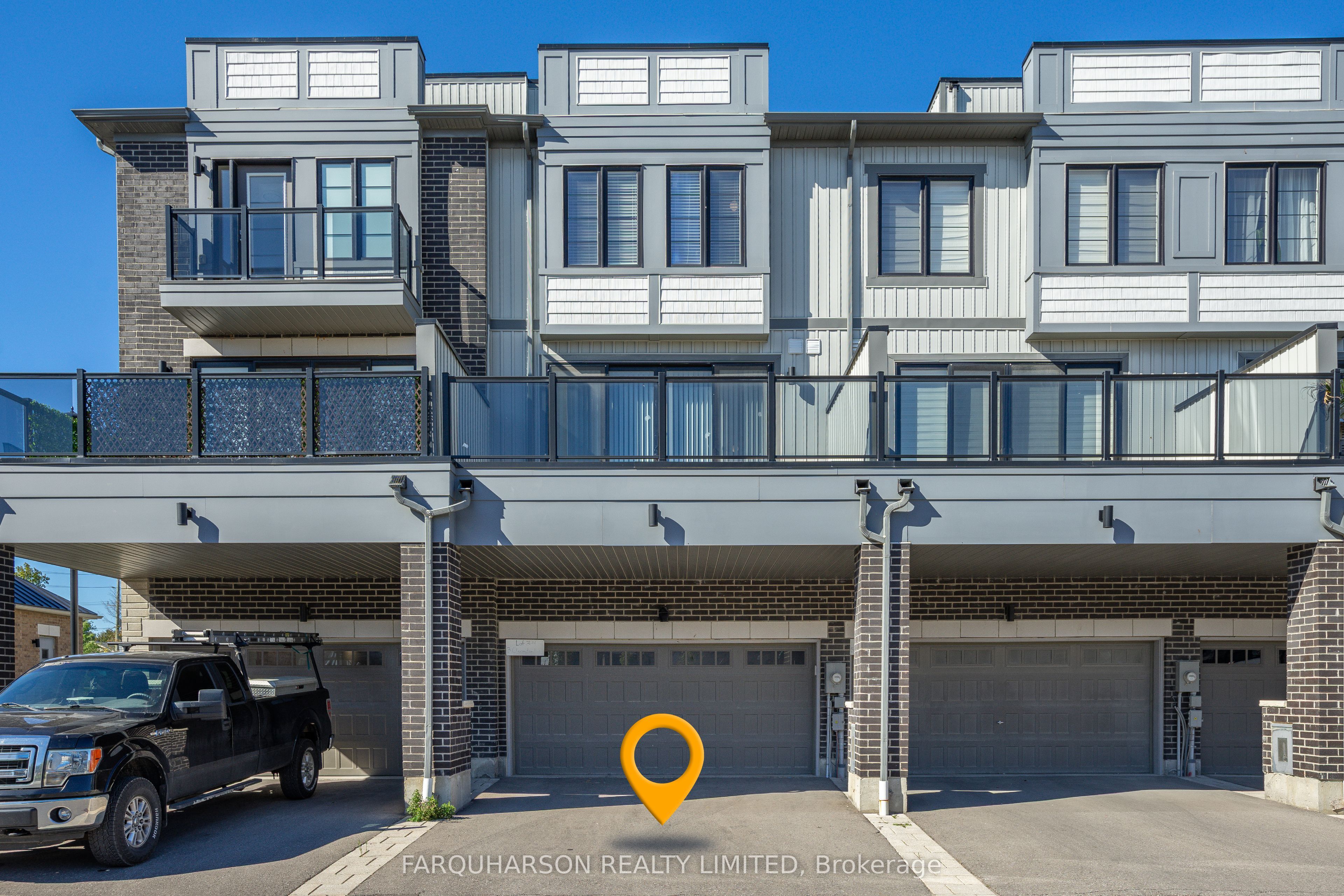 3 Clarington Boulevard Property Photo 2