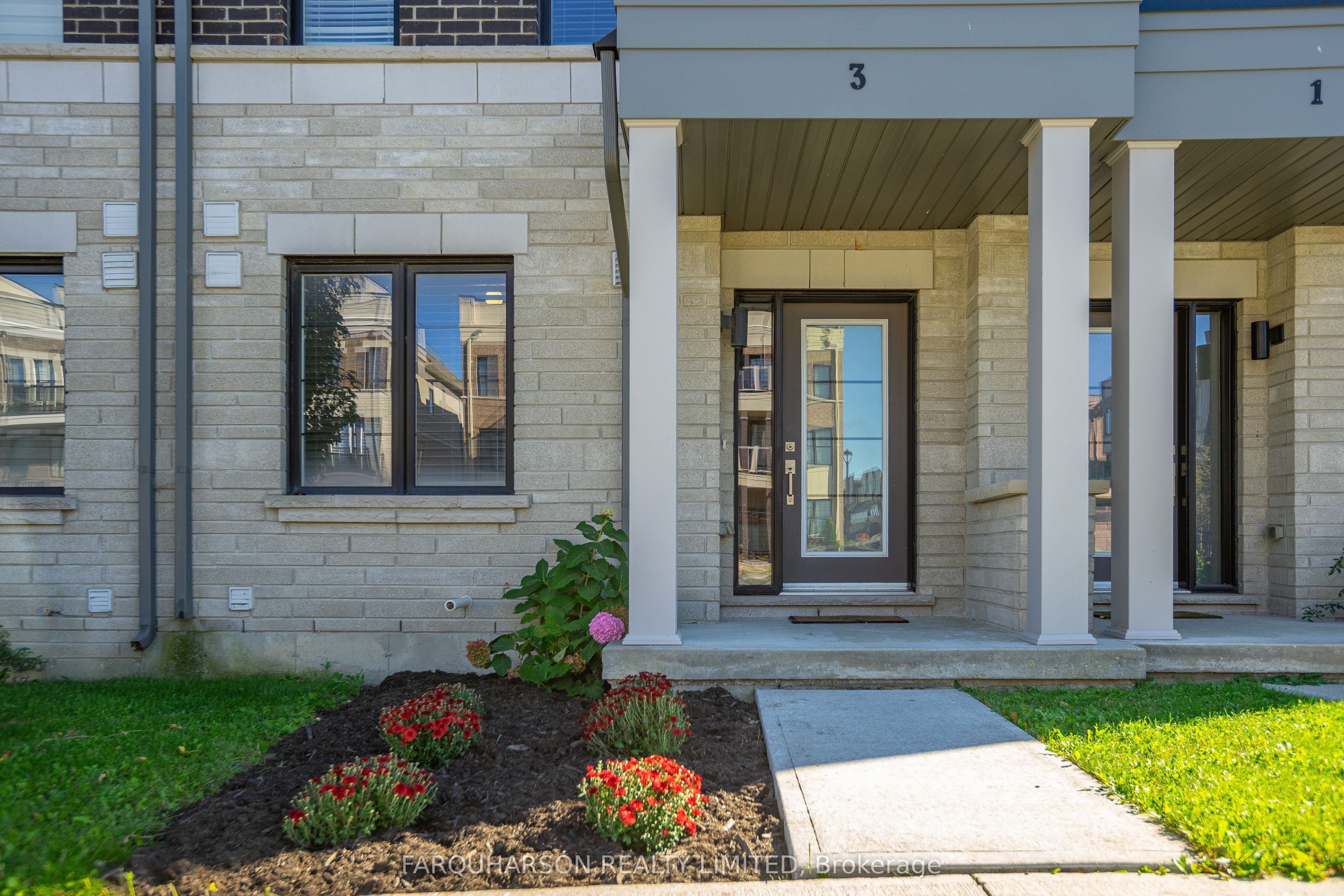 3 Clarington Boulevard Property Photo 3