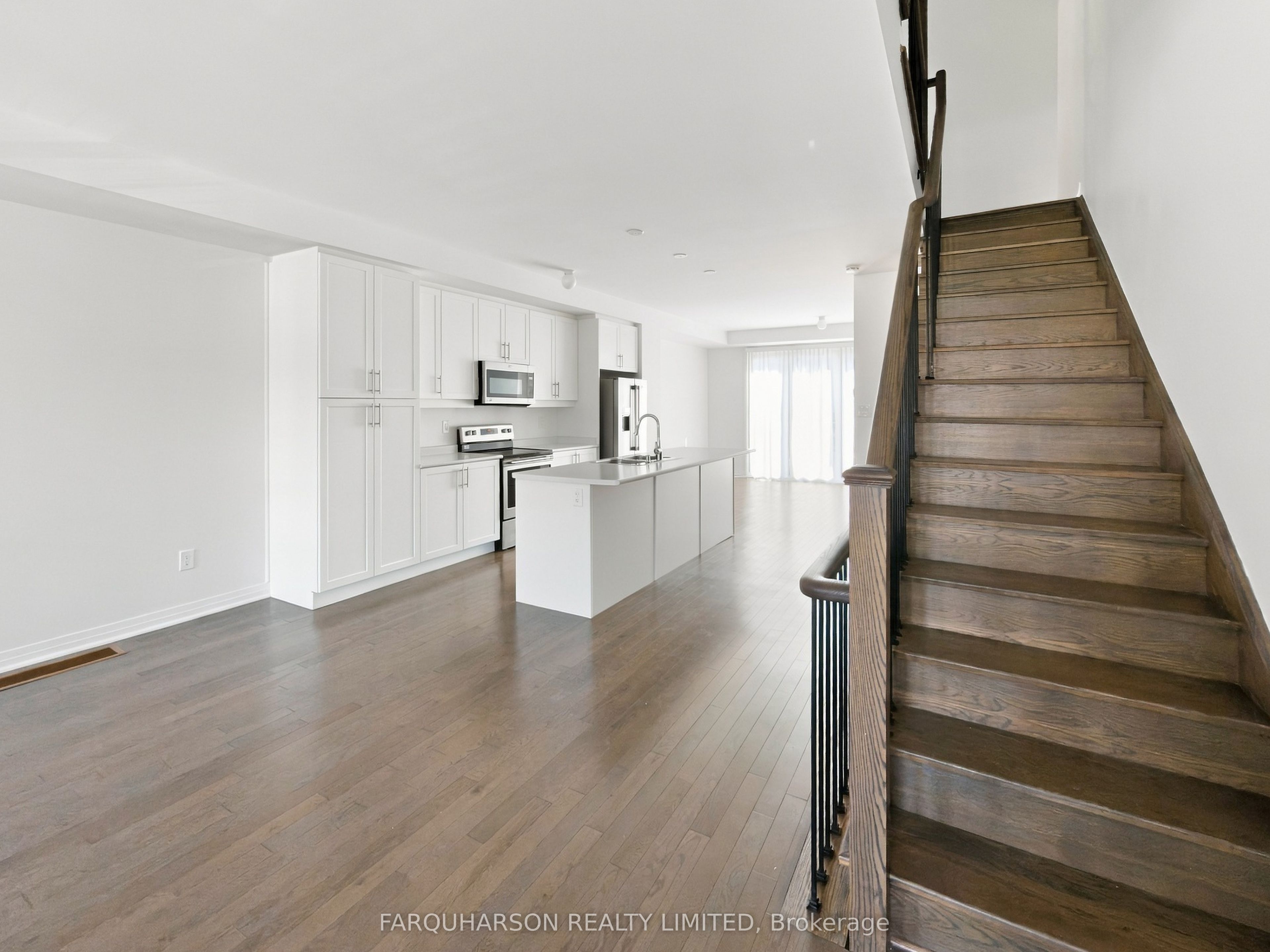 3 Clarington Boulevard Property Photo 8
