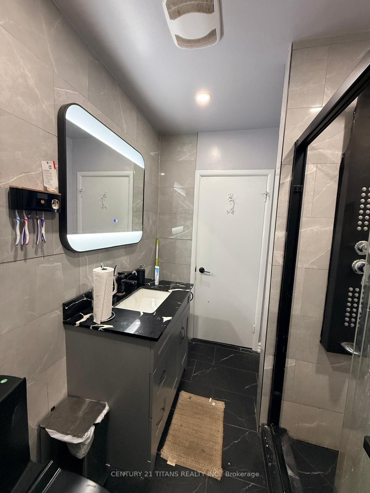 51 Admiral Road Property Photo 10