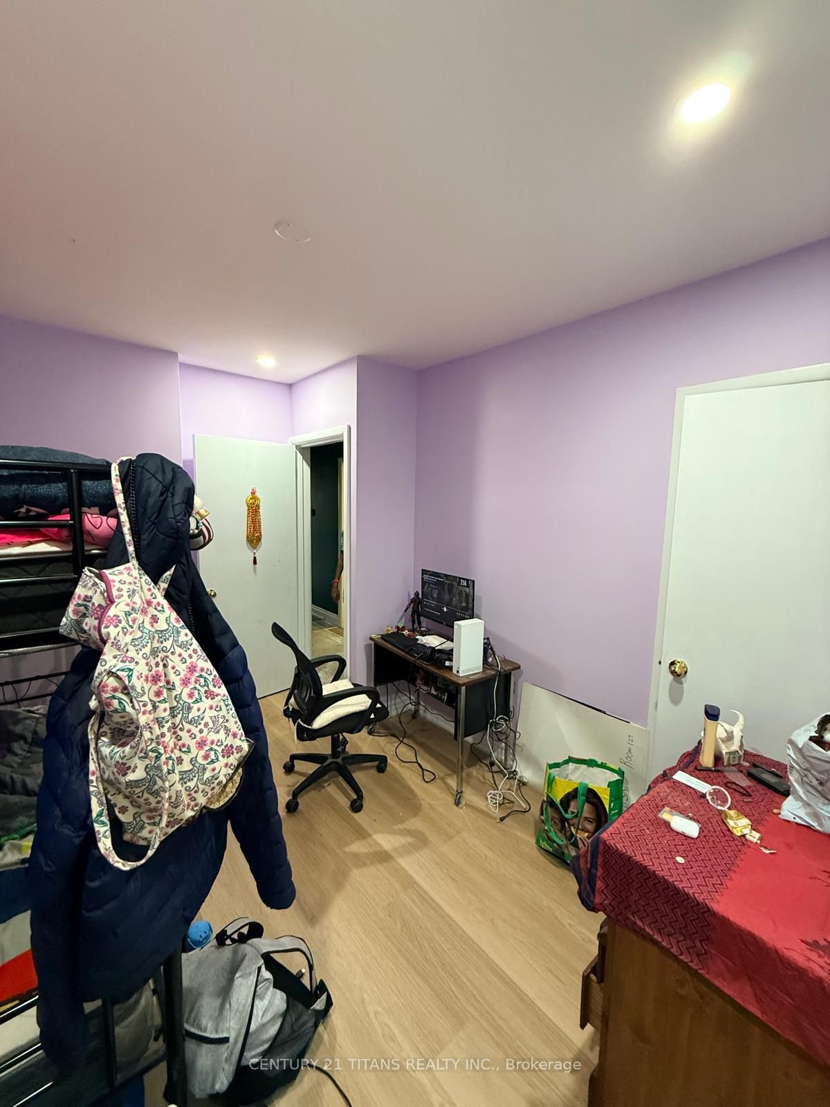 51 Admiral Road Property Photo 12