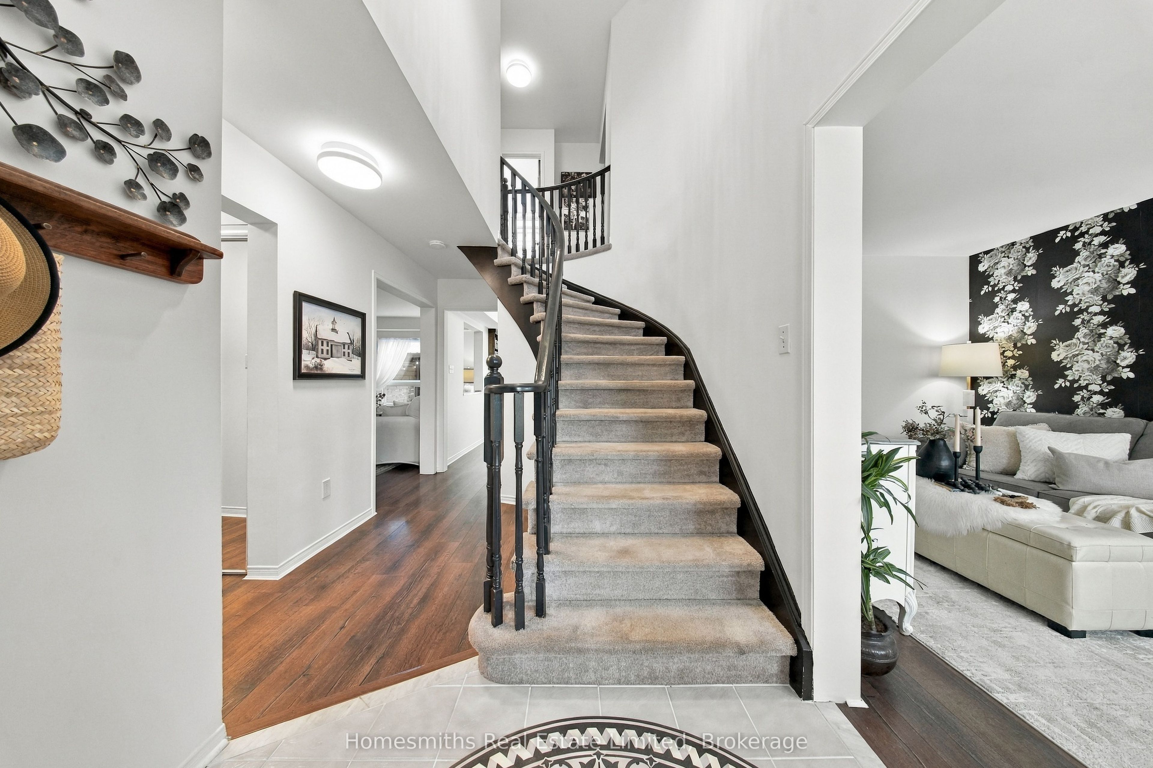 45 Granville Drive Property Photo 3