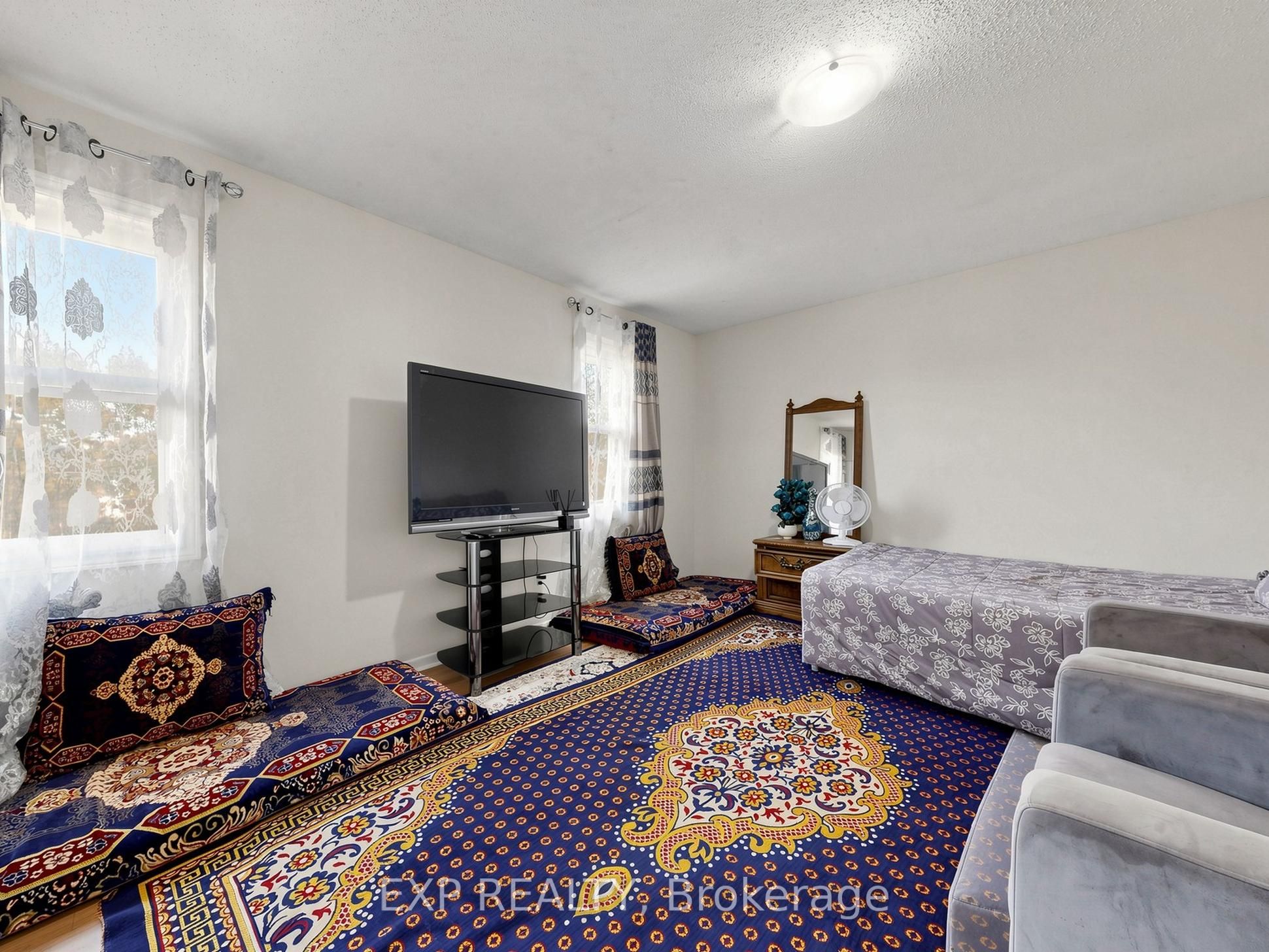 28 Longfellow Court Property Photo 13