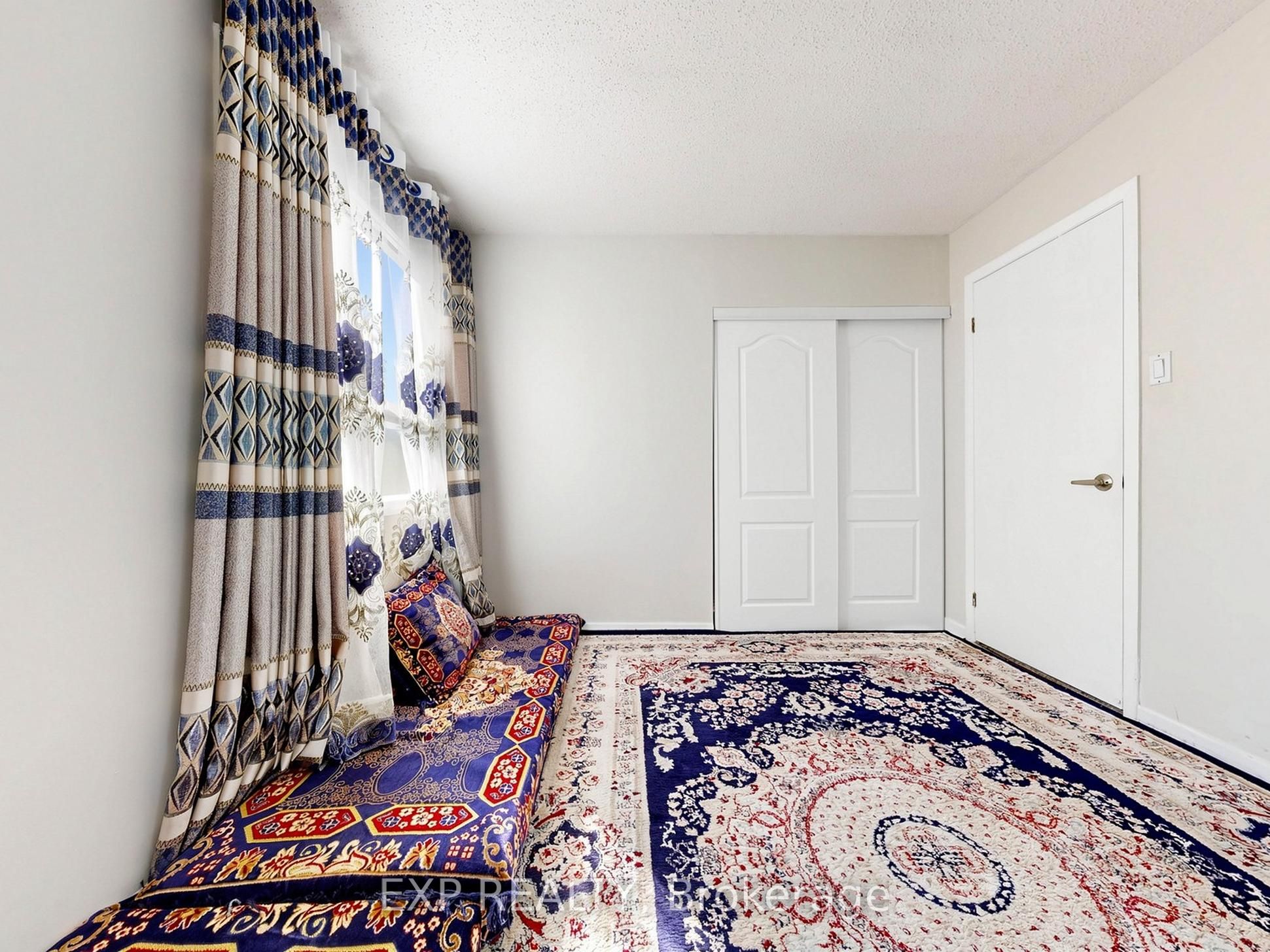 28 Longfellow Court Property Photo 17