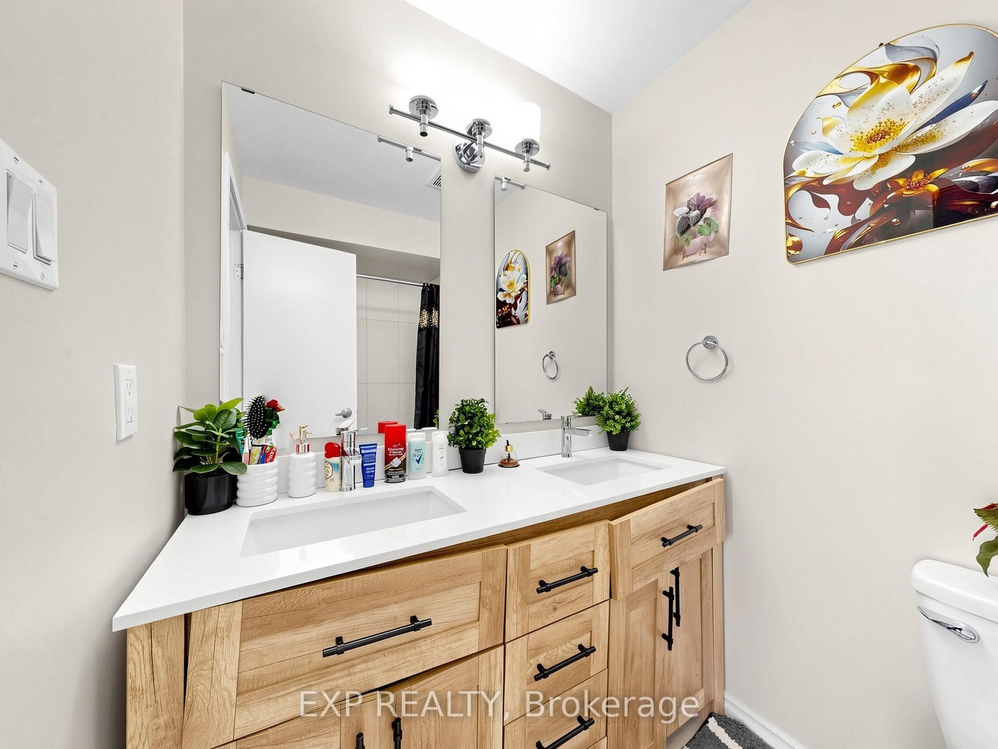 28 Longfellow Court Property Photo 18