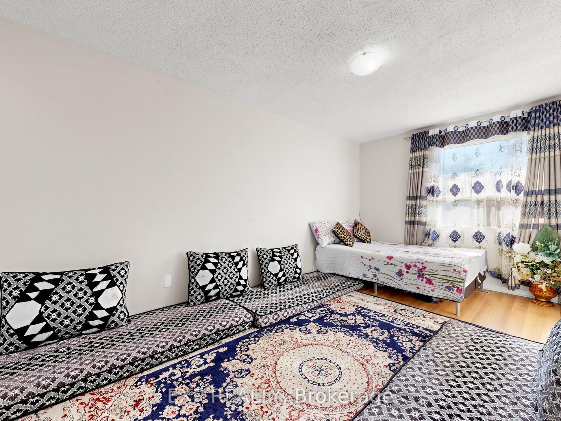 28 Longfellow Court Property Photo 22