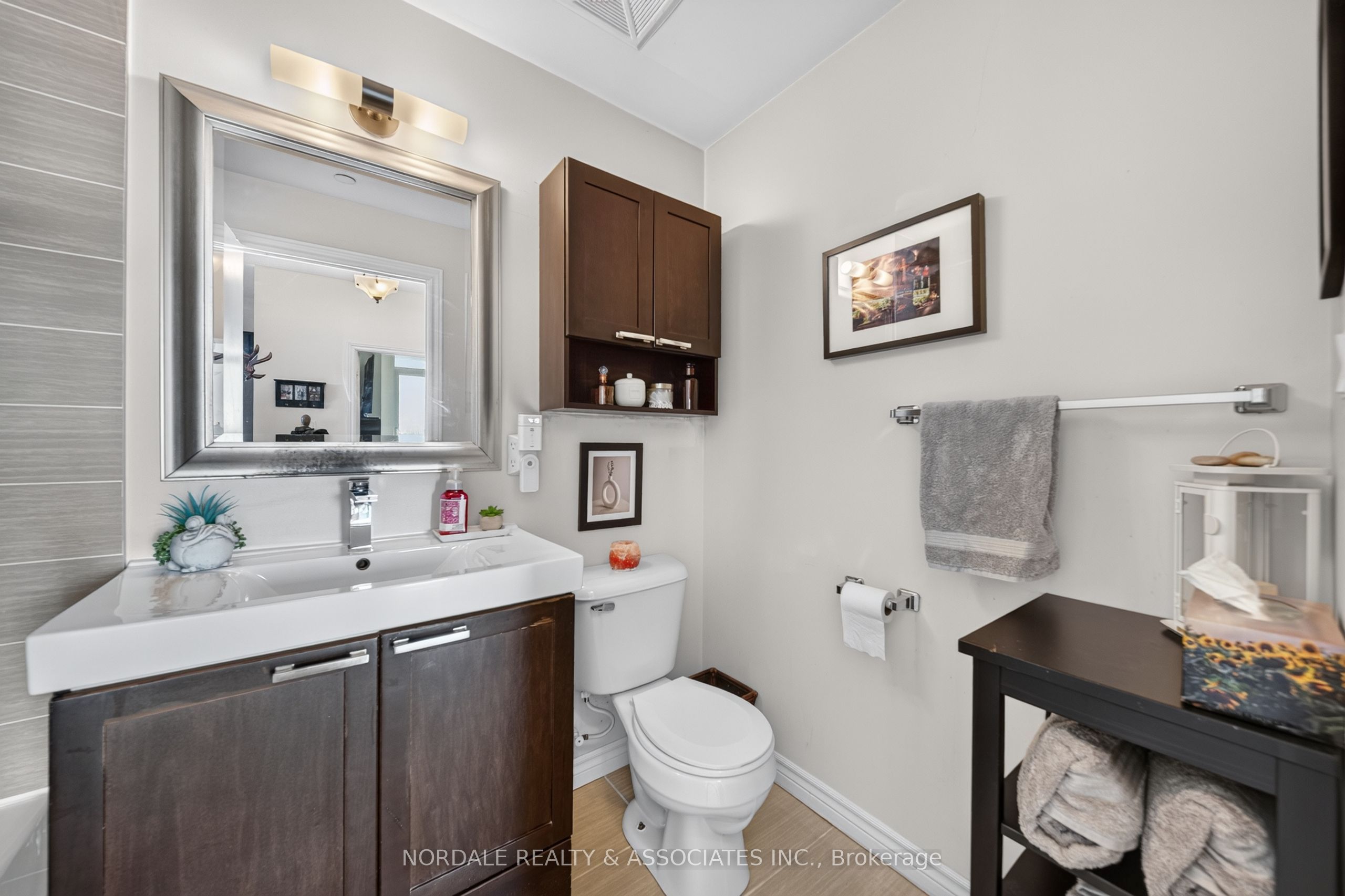 1328 Birchmount Road 2103 Property Photo 11