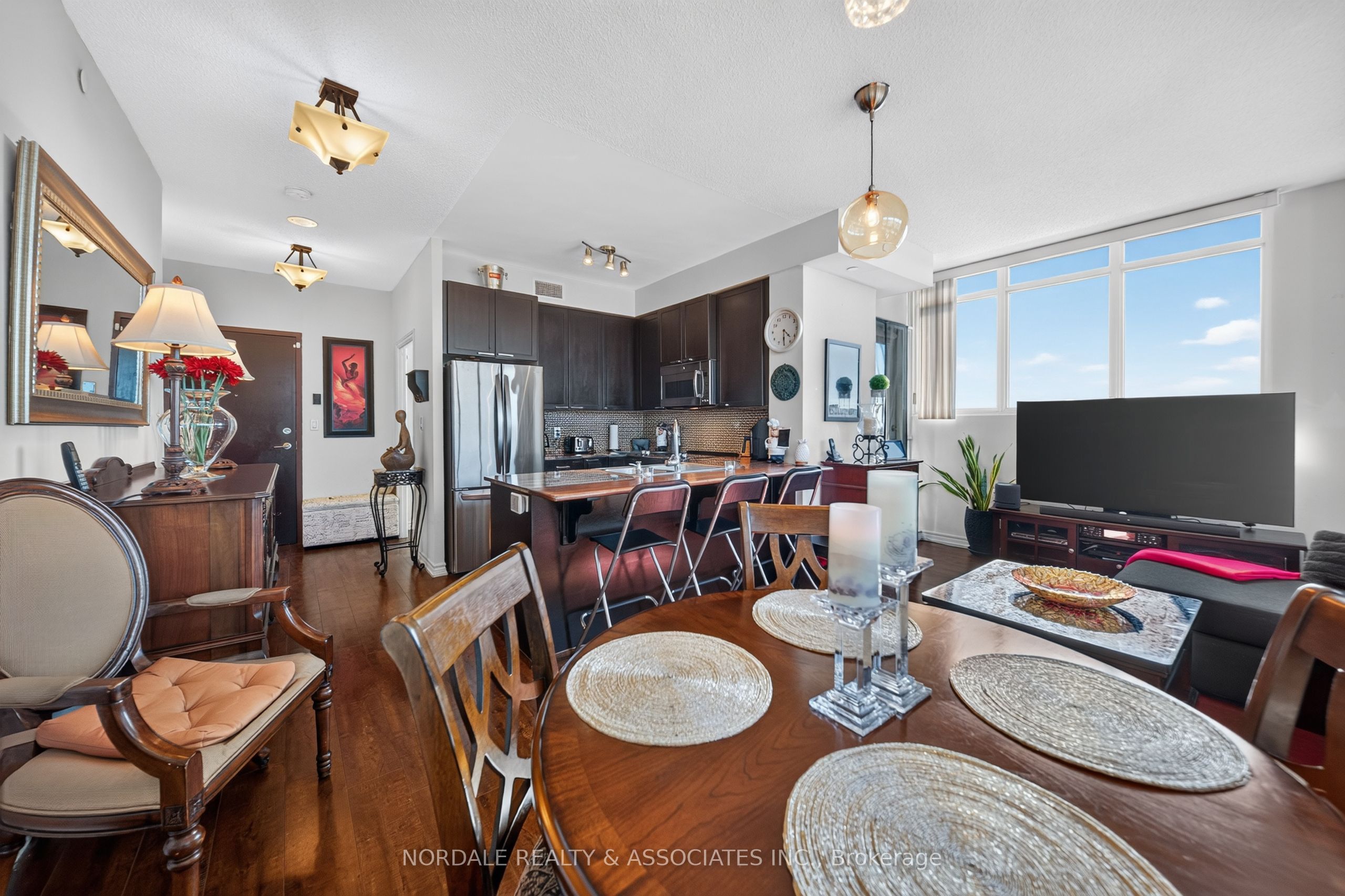 1328 Birchmount Road 2103 Property Photo 19