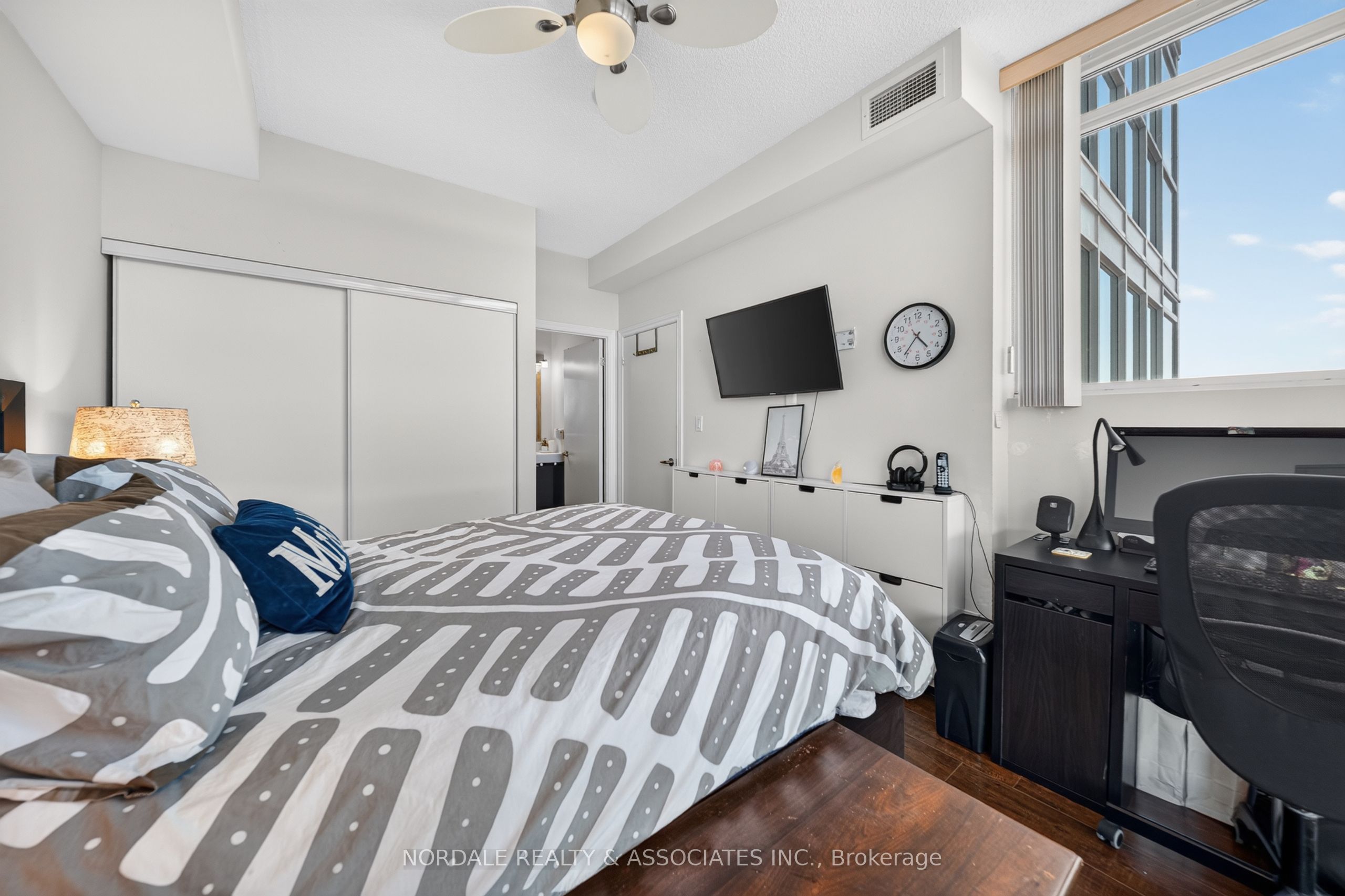 1328 Birchmount Road 2103 Property Photo 26