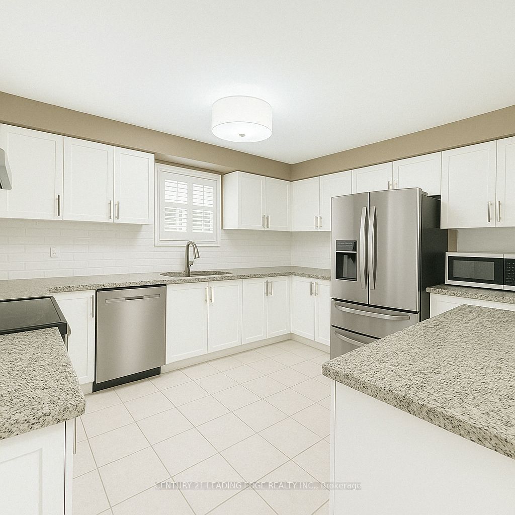 492 Palmtree Crescent Property Photo 9
