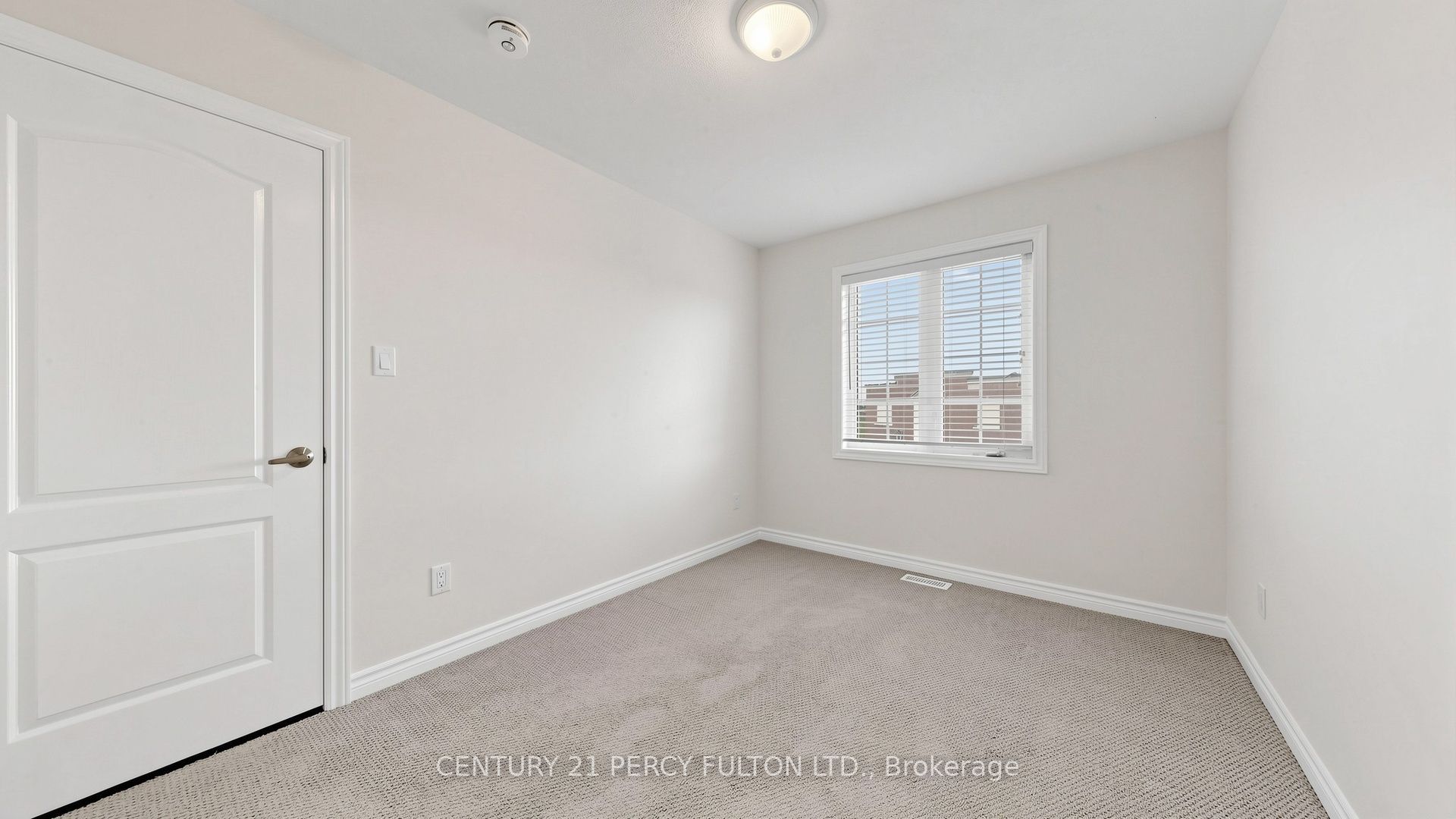 64 Ferris Square Property Photo 33