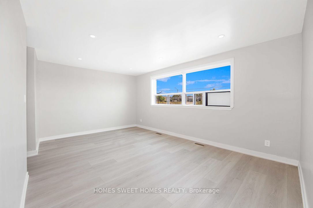 1352 Kennedy Road A Property Photo 1