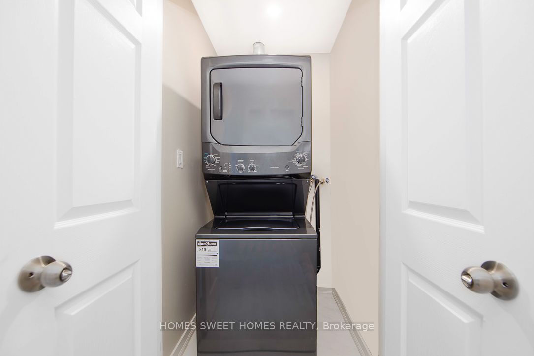 1352 Kennedy Road A Property Photo 12