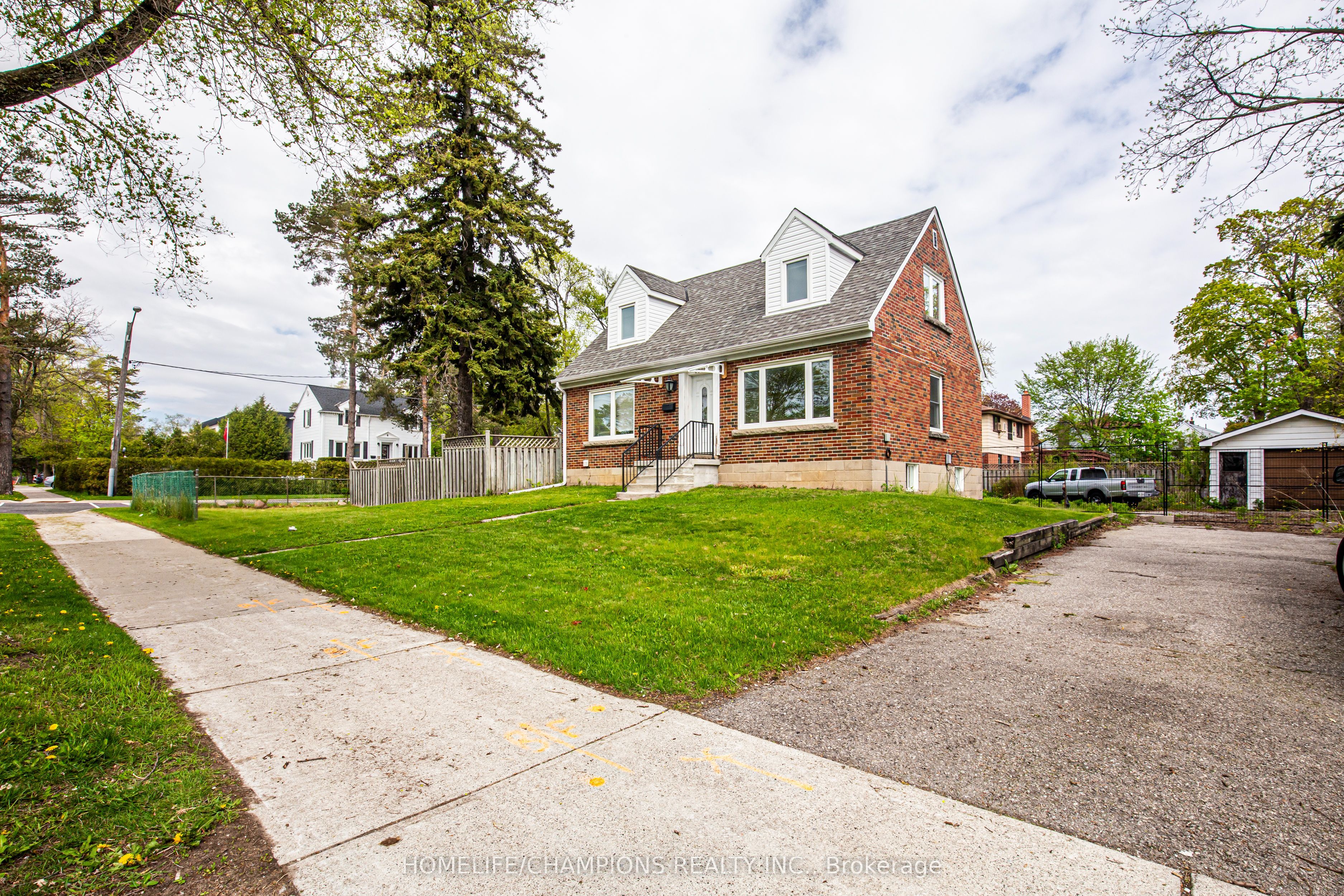 4300 Lawrence Avenue E Property Photo 1