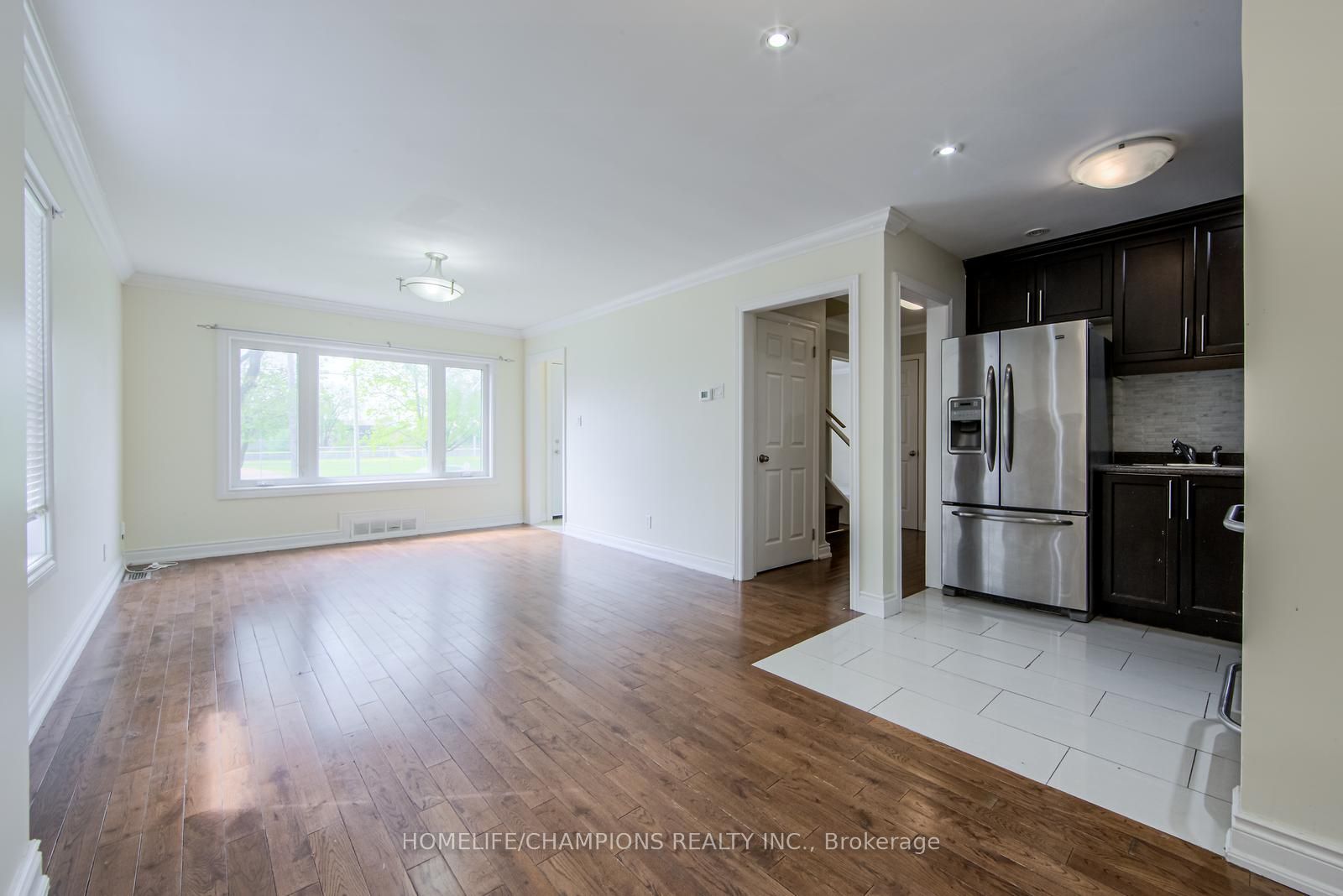 4300 Lawrence Avenue E Property Photo 2