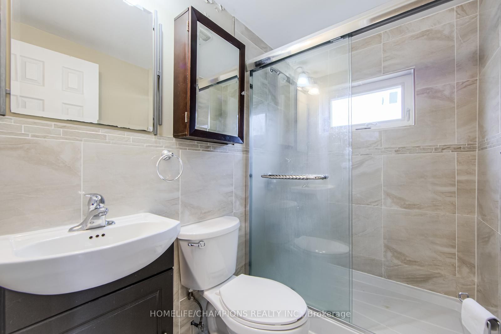 4300 Lawrence Avenue E Property Photo 9