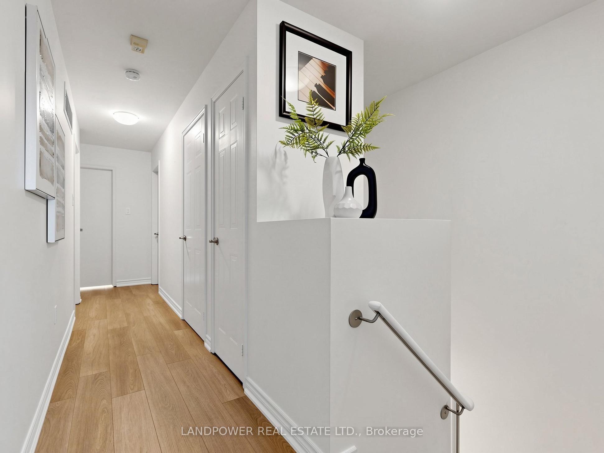 821 Sandhurst Circle Property Photo 22