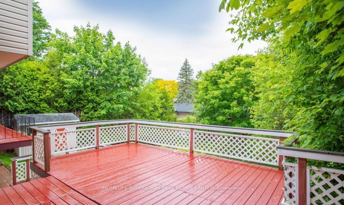 581 Arnhem Drive Property Photo 19