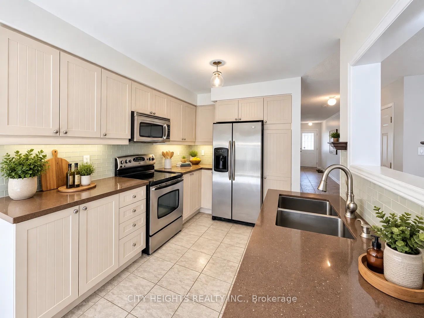 19 Sivyer Crescent Property Photo 1